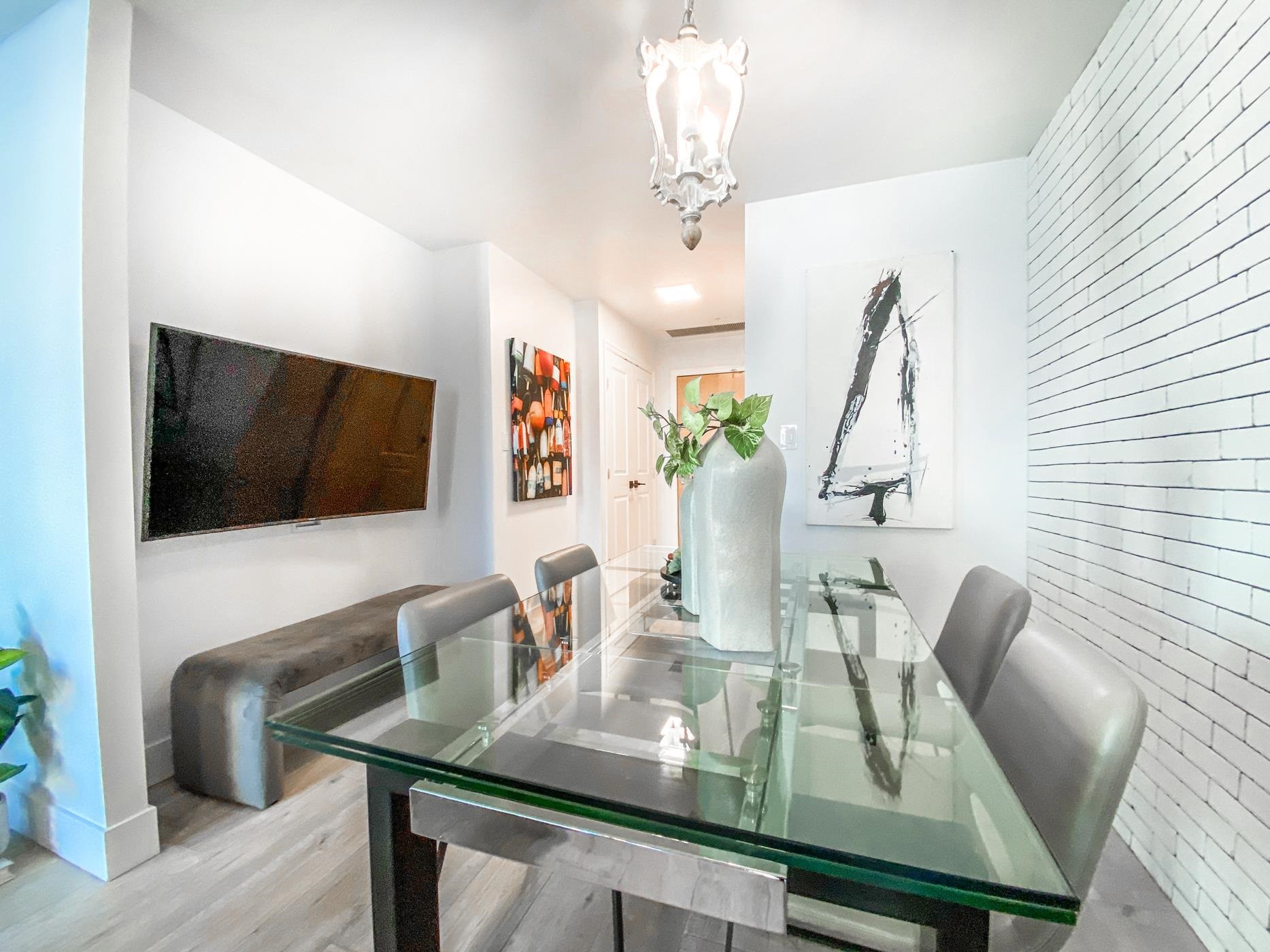 606 1211 MELVILLE STREET, #606