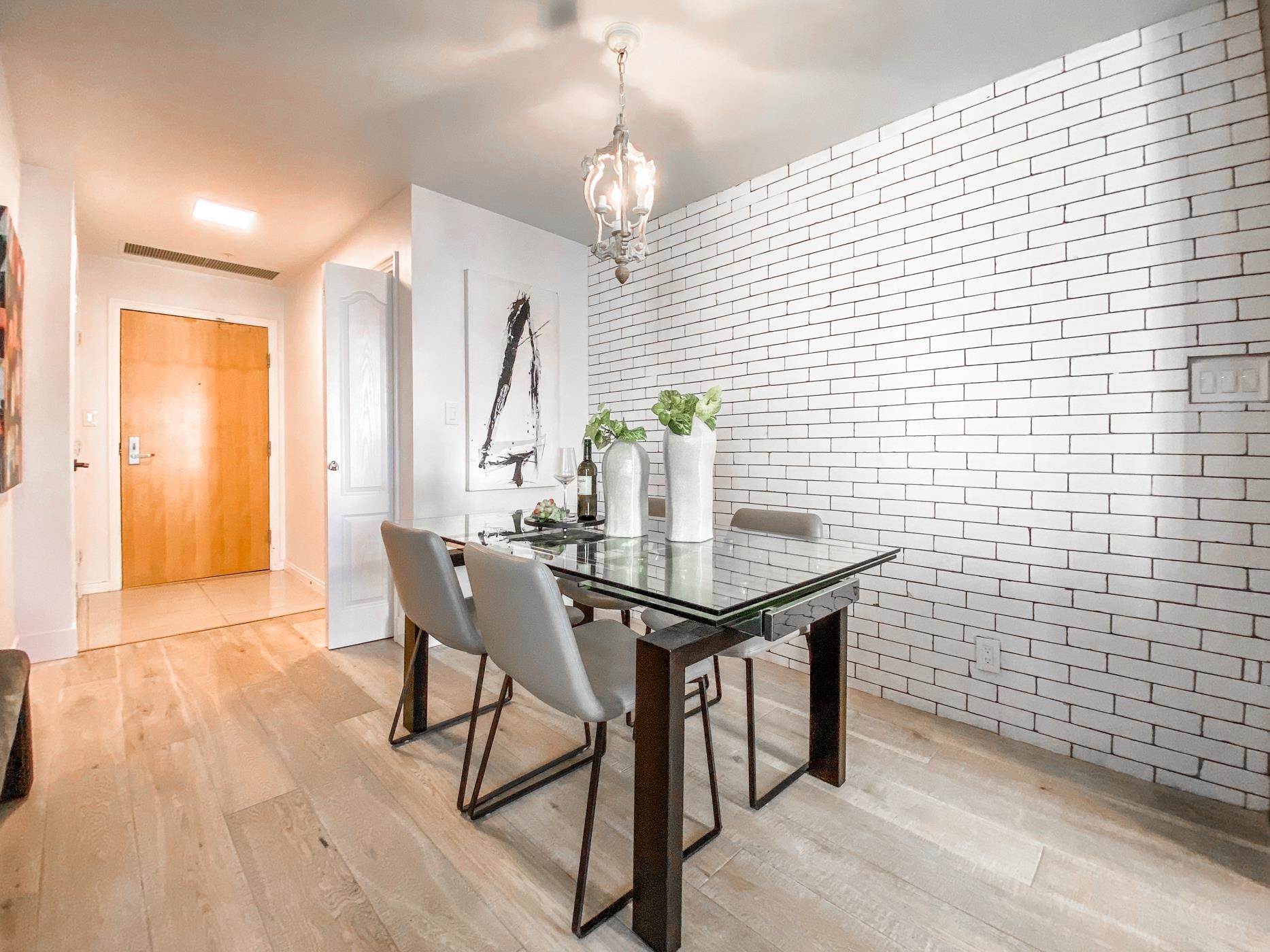 606 1211 MELVILLE STREET, #606