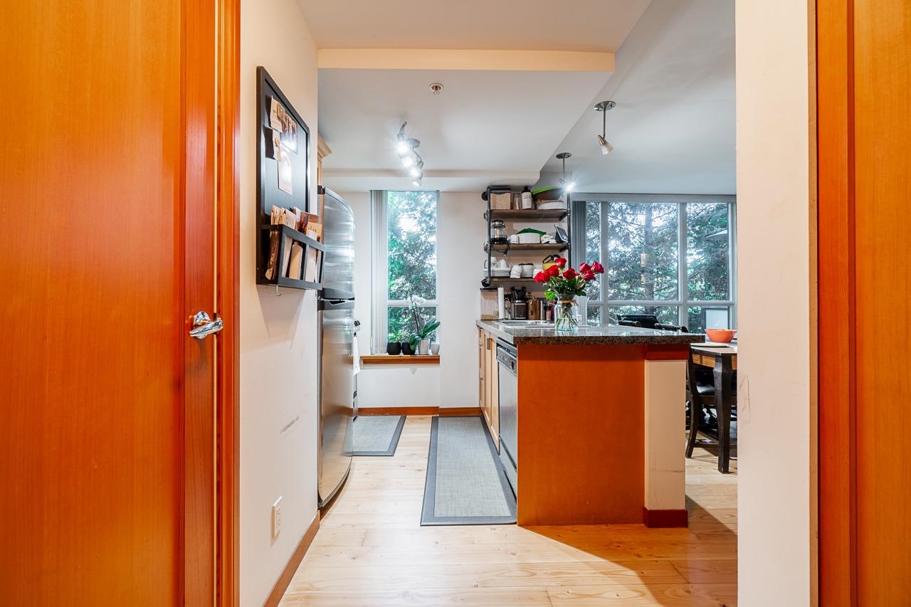 110 7 RIALTO COURT, #110