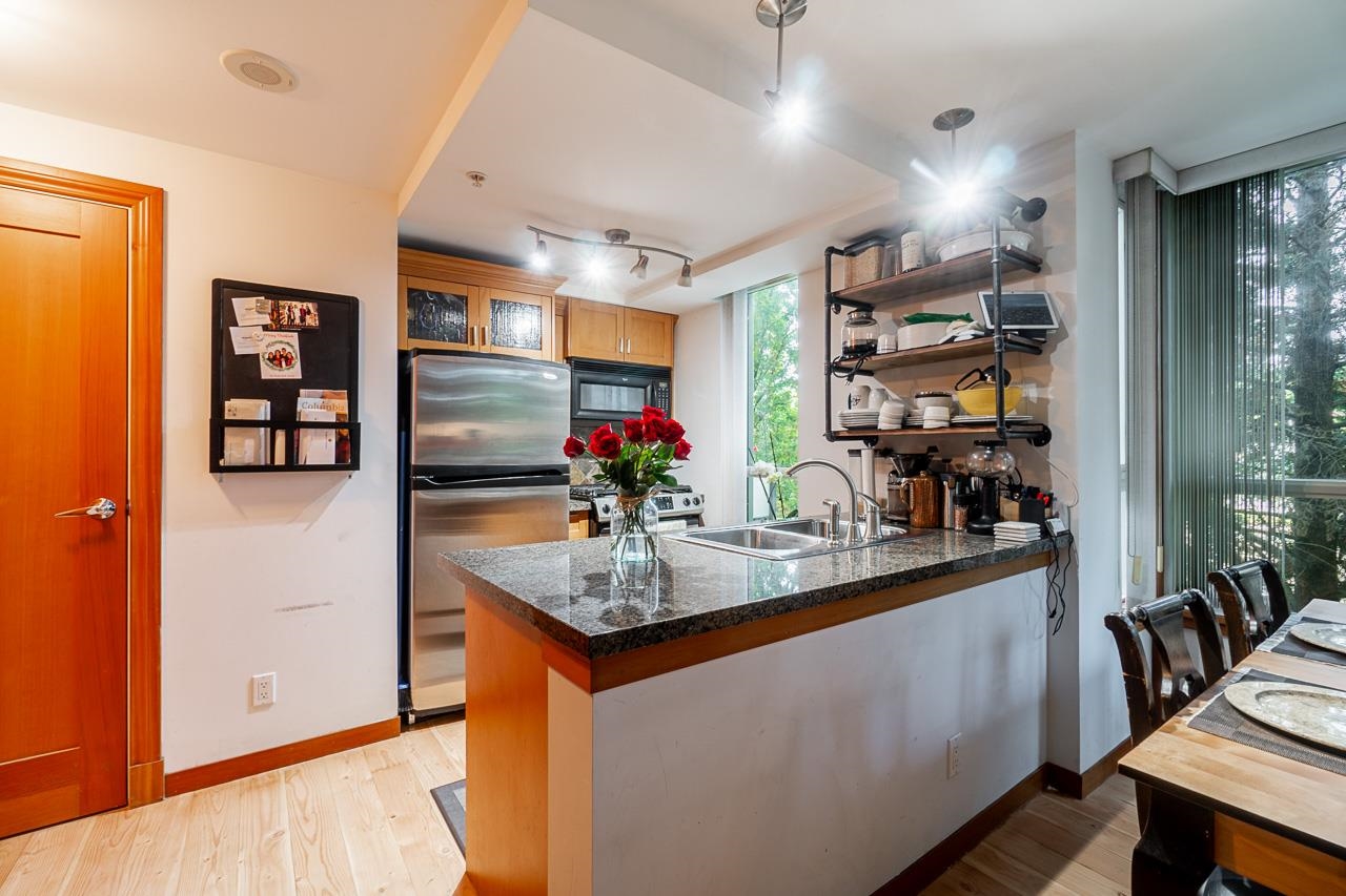 110 7 RIALTO COURT, #110