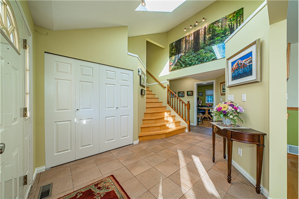6654 LONDON LANE, Delta