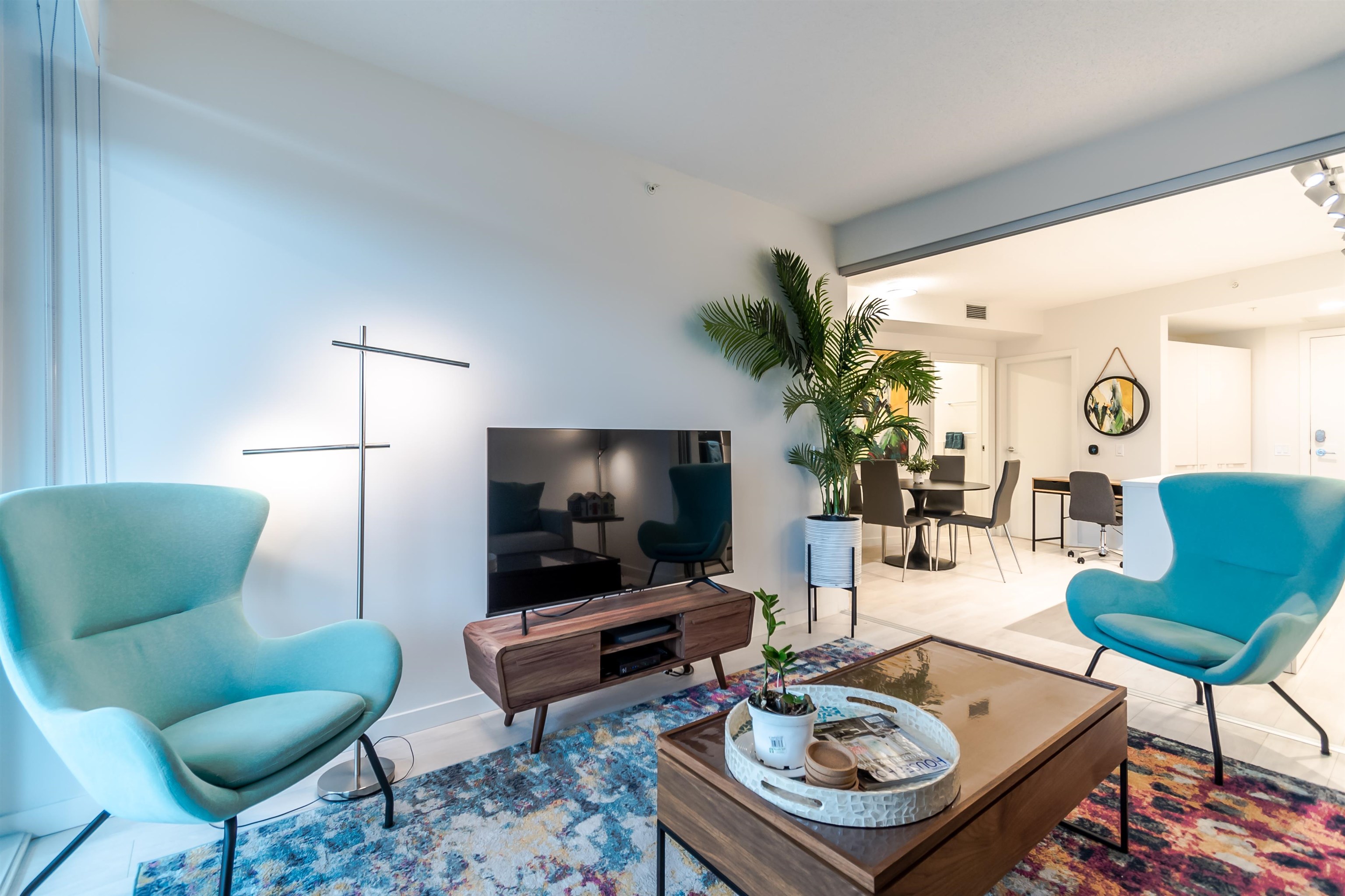 1119 180 E 2ND AVENUE, #1119