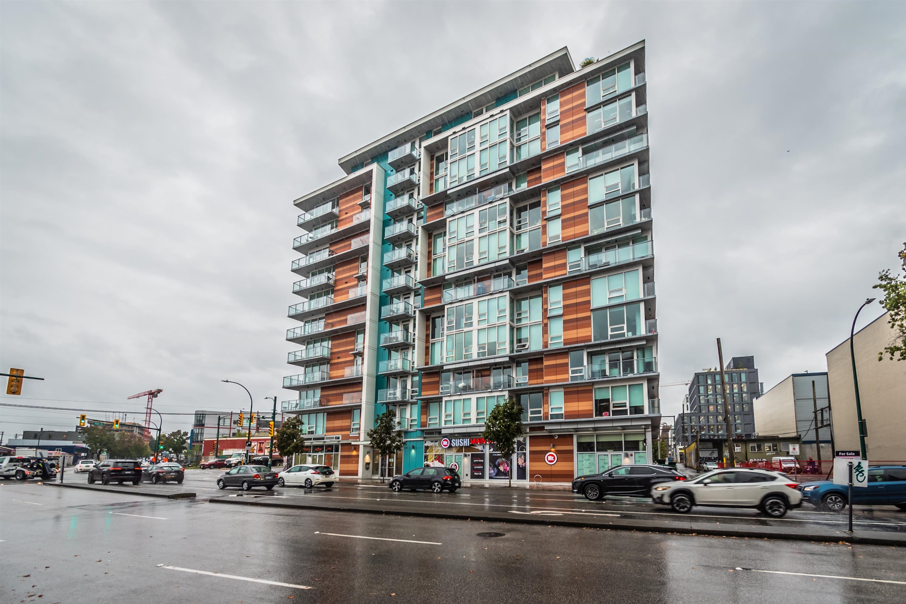1119 180 E 2ND AVENUE, #1119