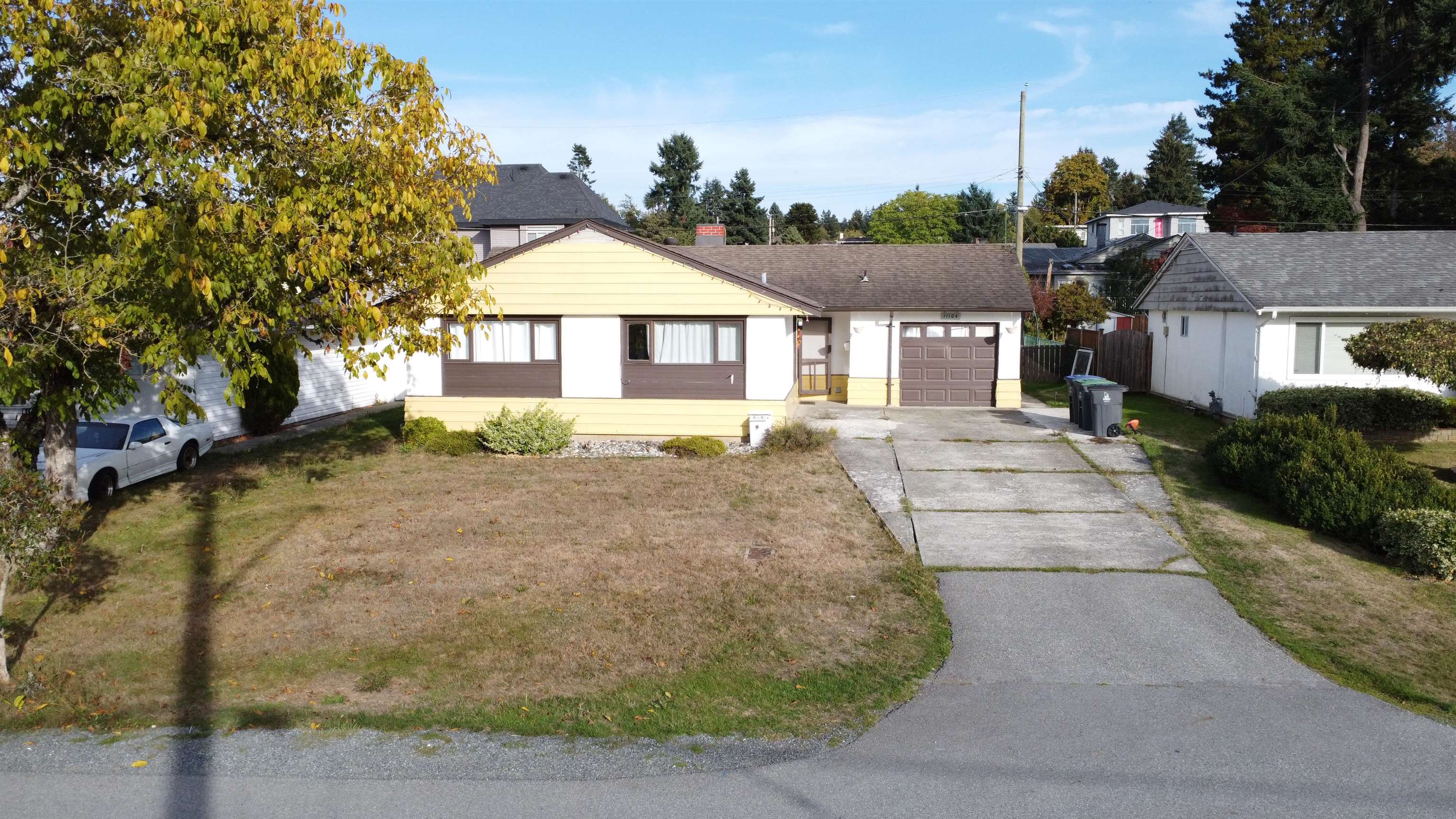 11104 BOLIVAR CRESCENT