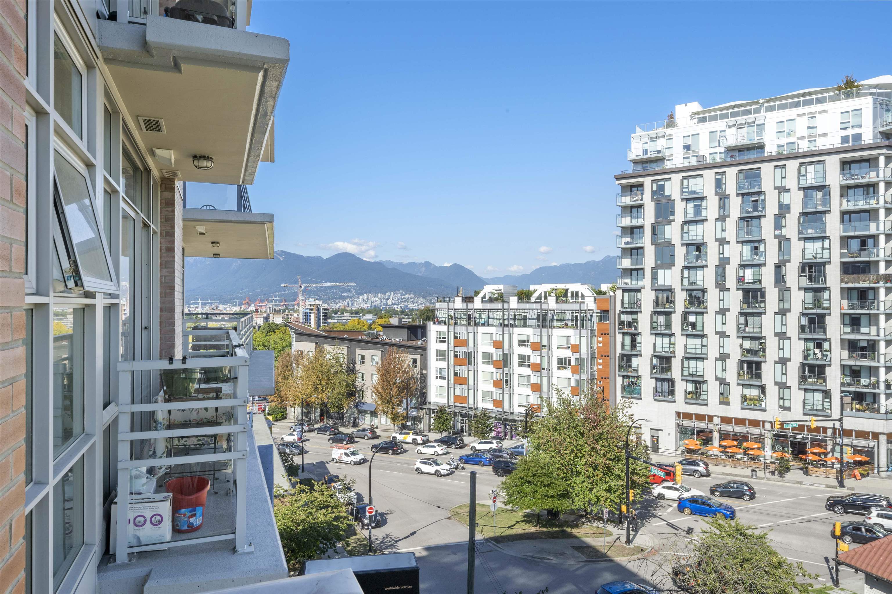 611 298 E 11TH AVENUE, #611