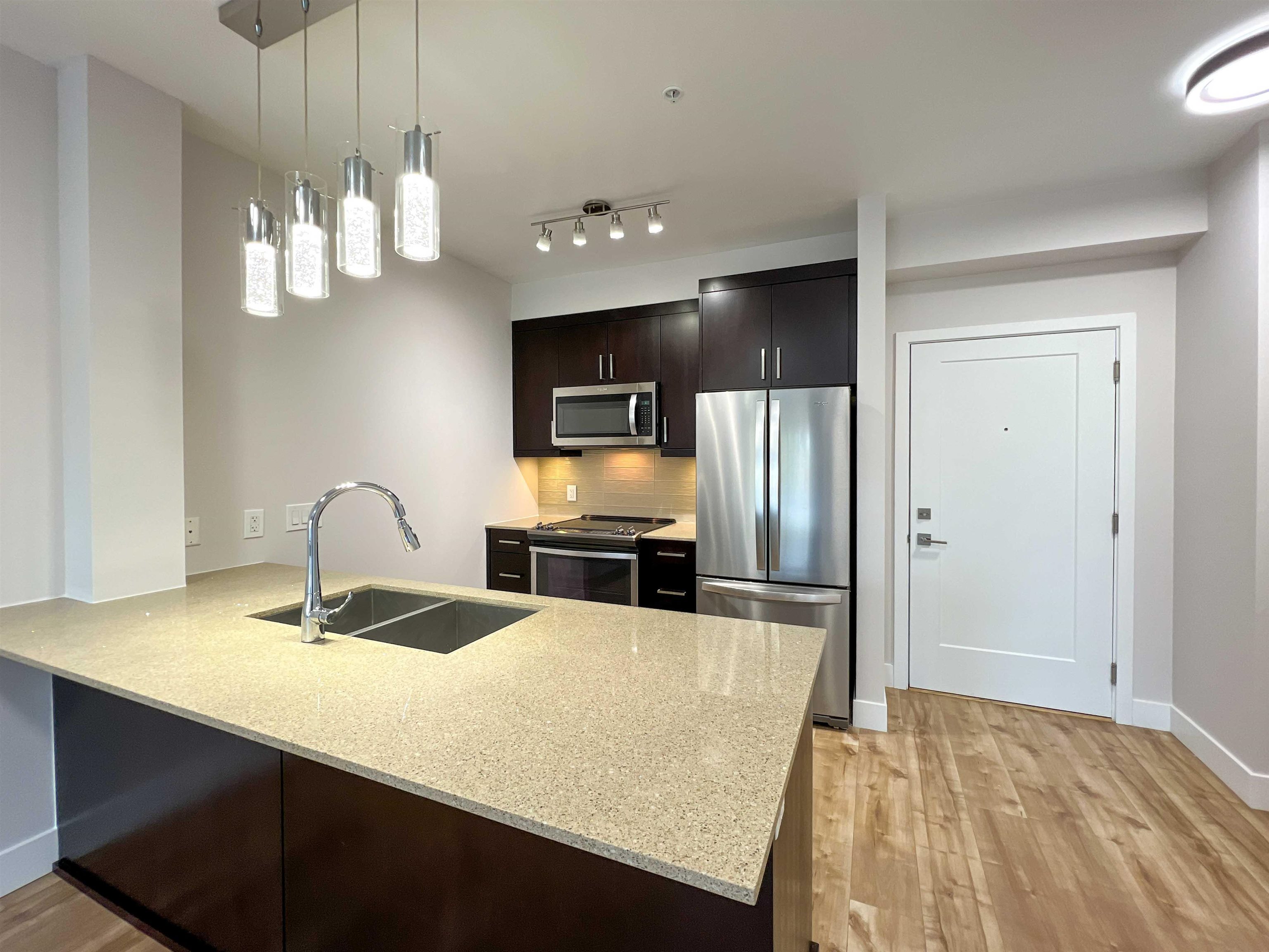 211 9015 120 STREET, #211