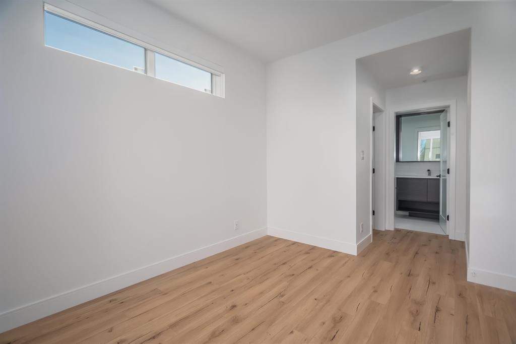 423 3131 MURRAY STREET, #423