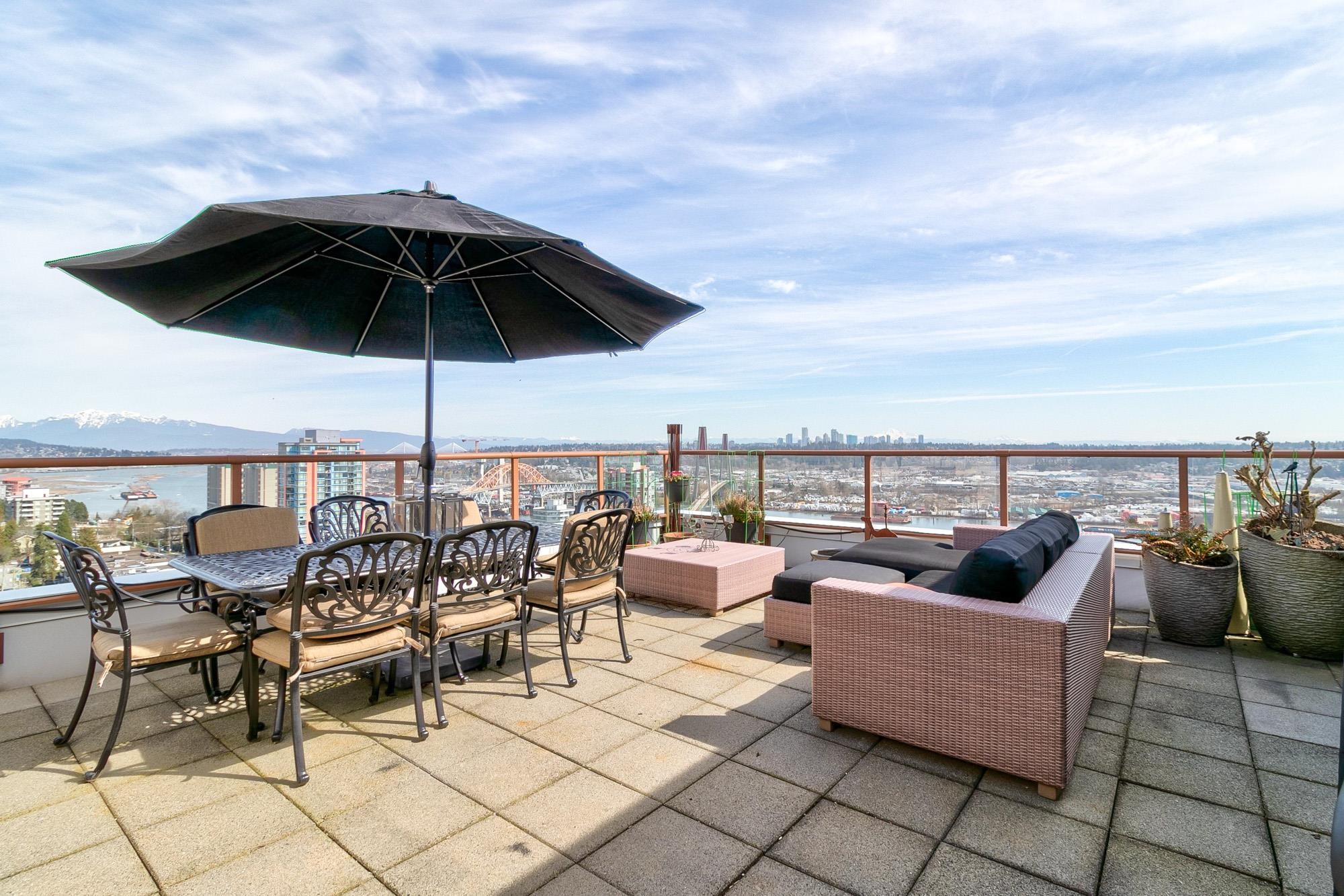 1702 320 ROYAL AVENUE, #1702