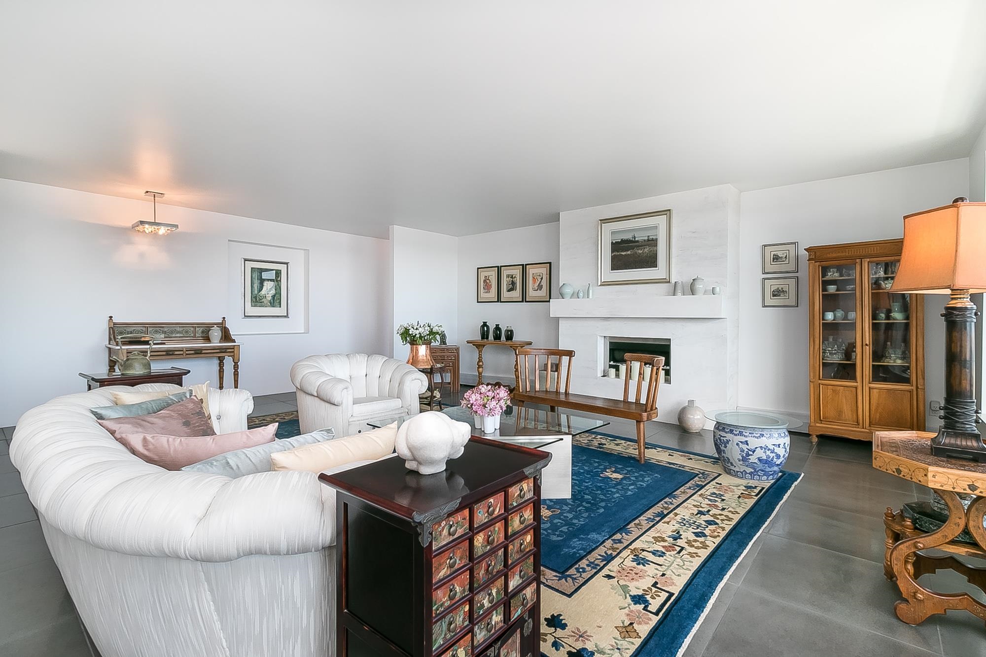 1702 320 ROYAL AVENUE, #1702
