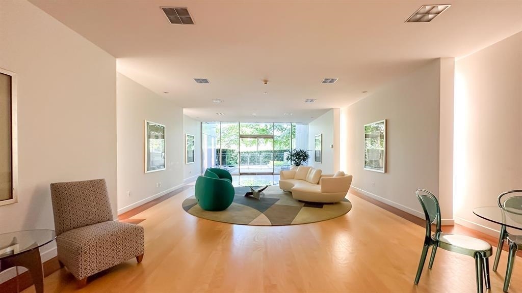 404 1233 W CORDOVA STREET, #404