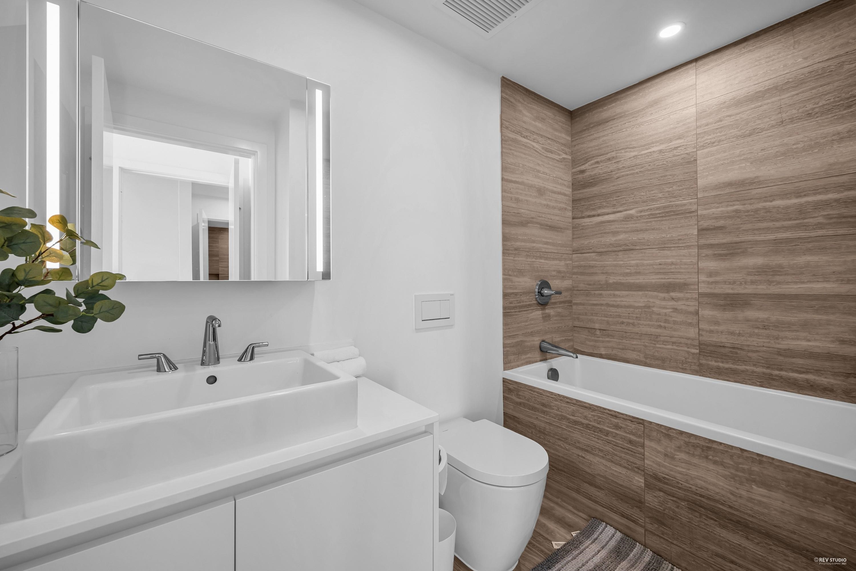 2205 1480 HOWE STREET, #2205
