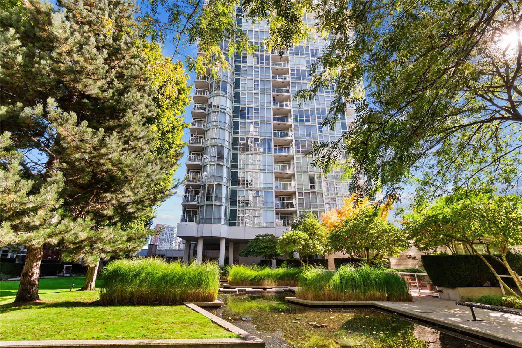 1801 1077 MARINASIDE CRESCENT, #1801
