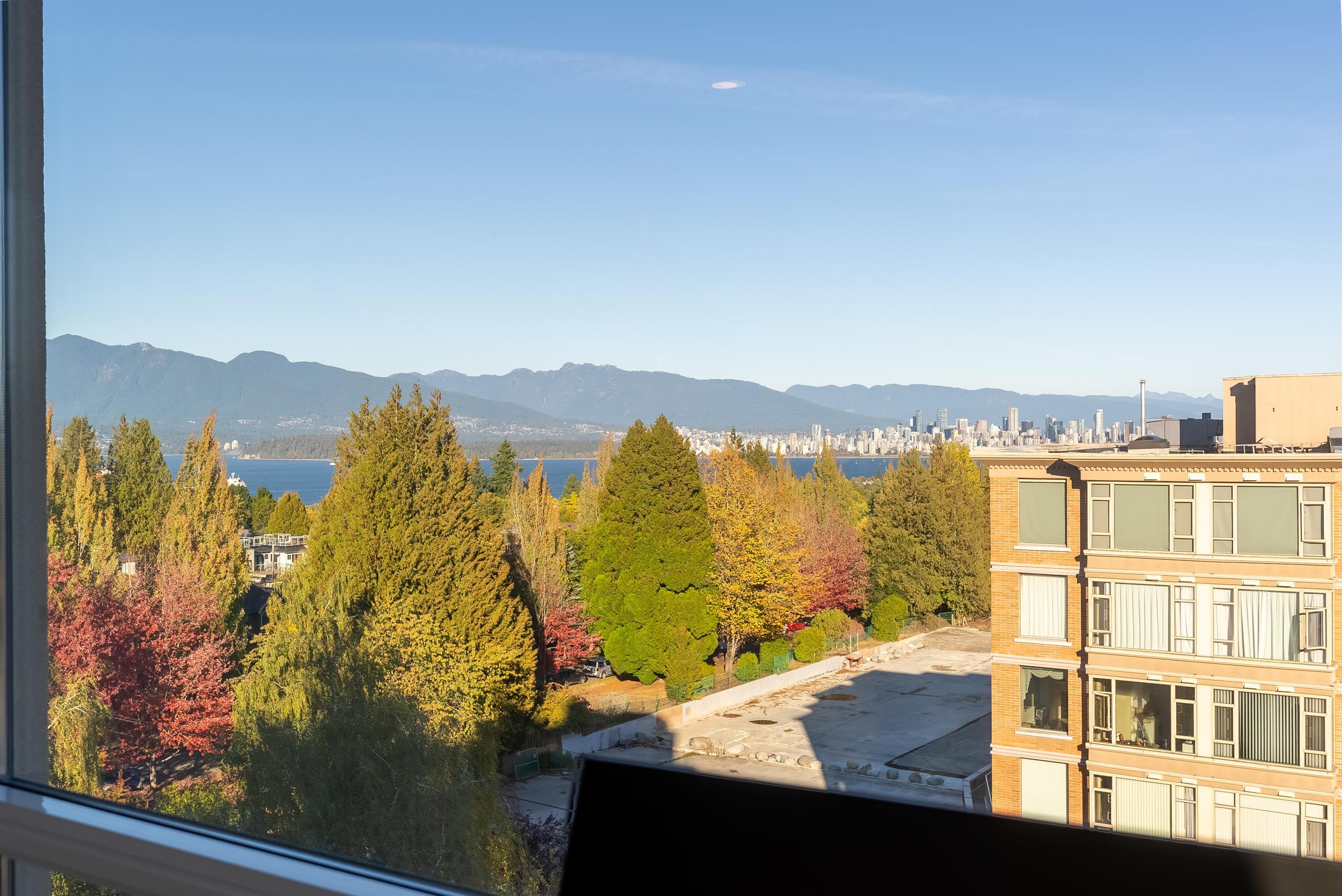 9 2575 TOLMIE STREET, #9