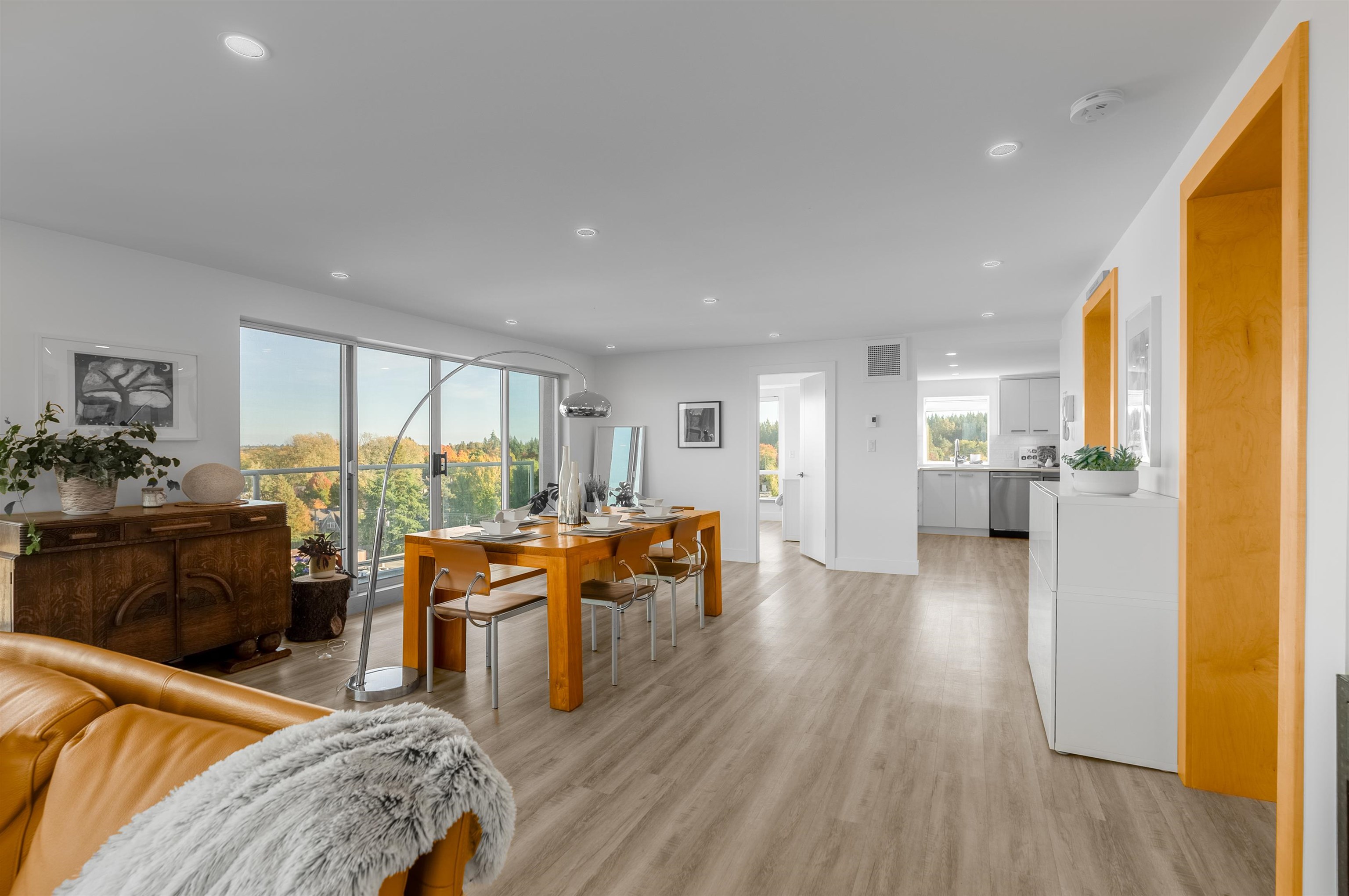 9 2575 TOLMIE STREET, #9
