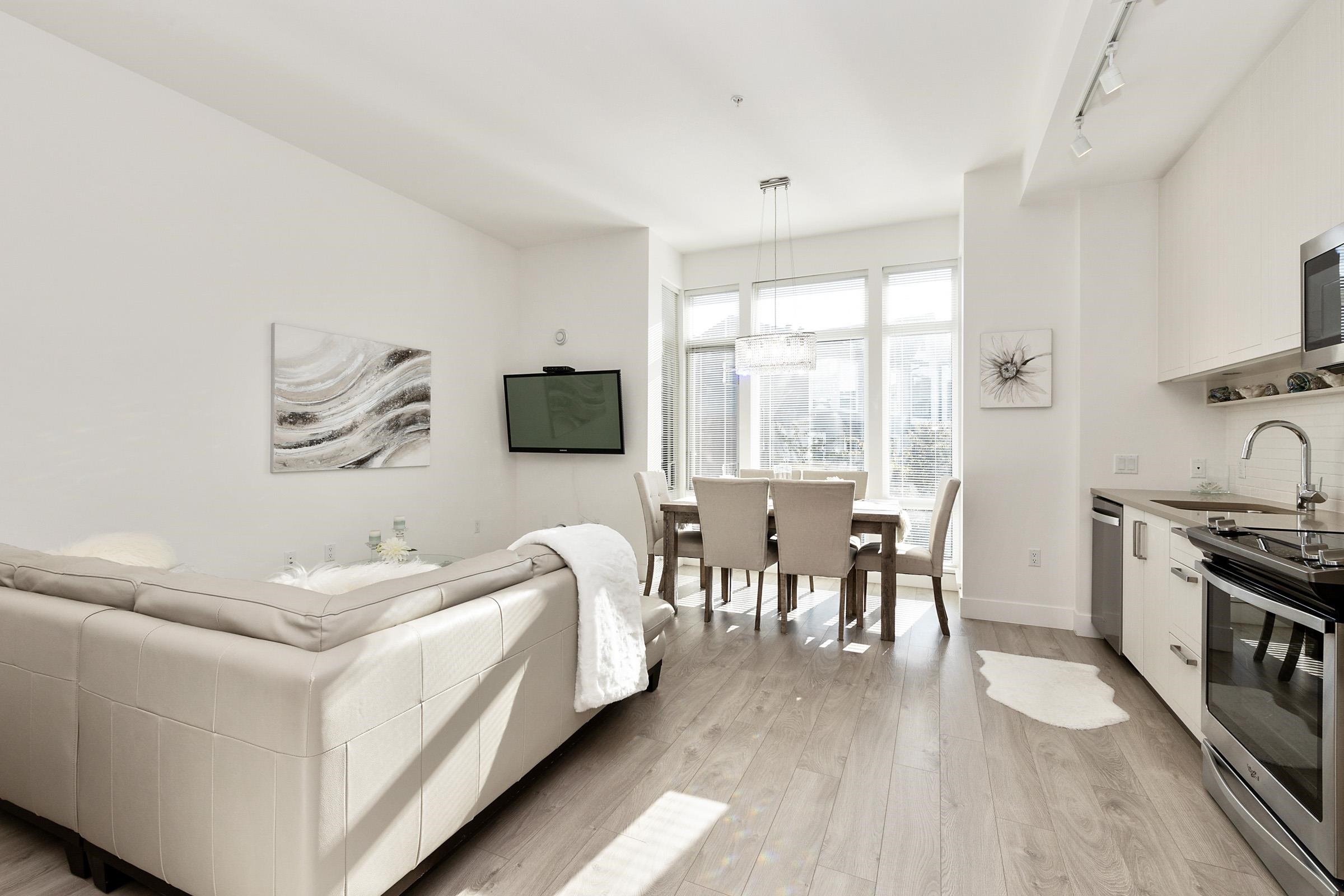 203 2393 RANGER LANE, #203