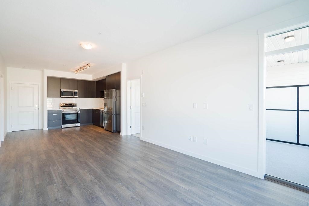 302 15815 85TH AVENUE, #302