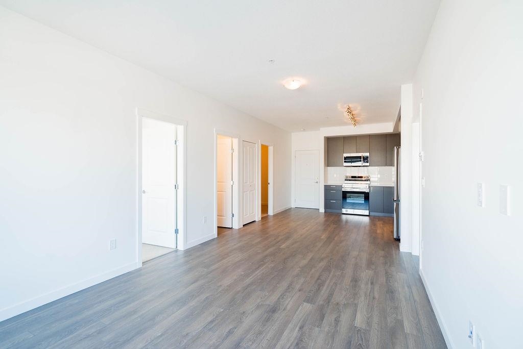302 15815 85TH AVENUE, #302