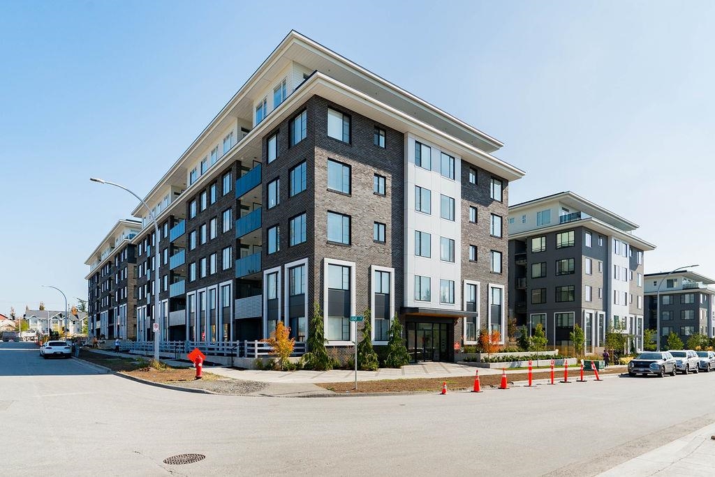 302 15815 85TH AVENUE, #302