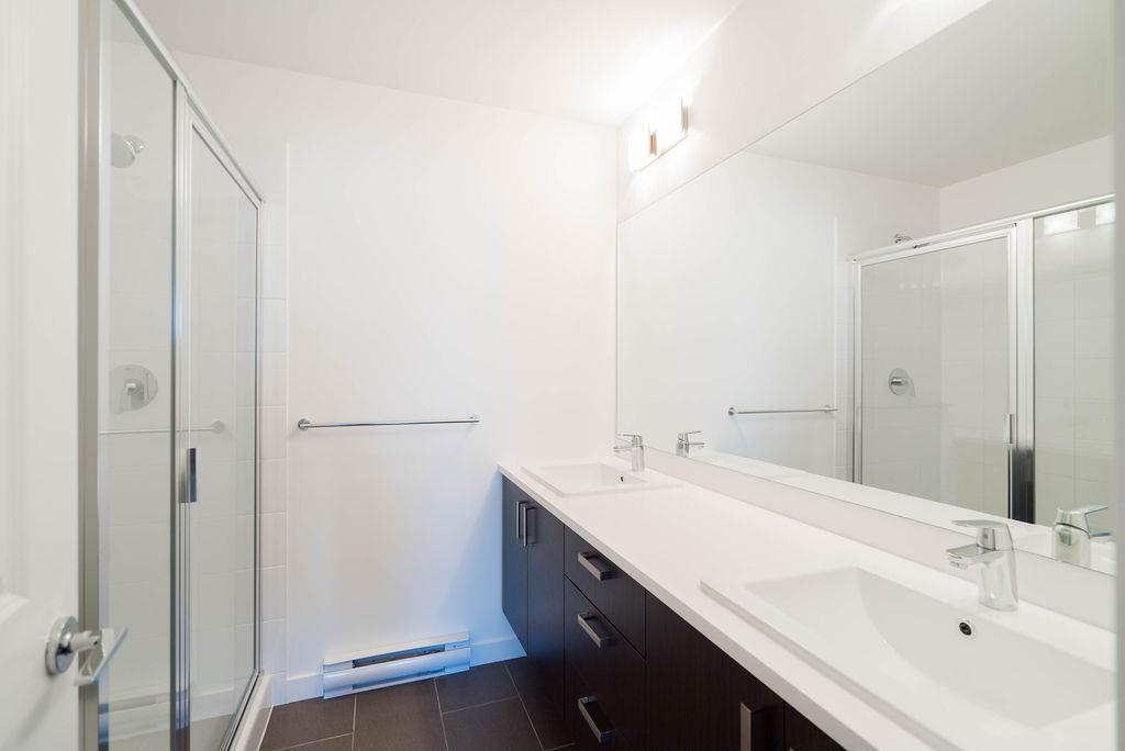 302 15815 85TH AVENUE, #302