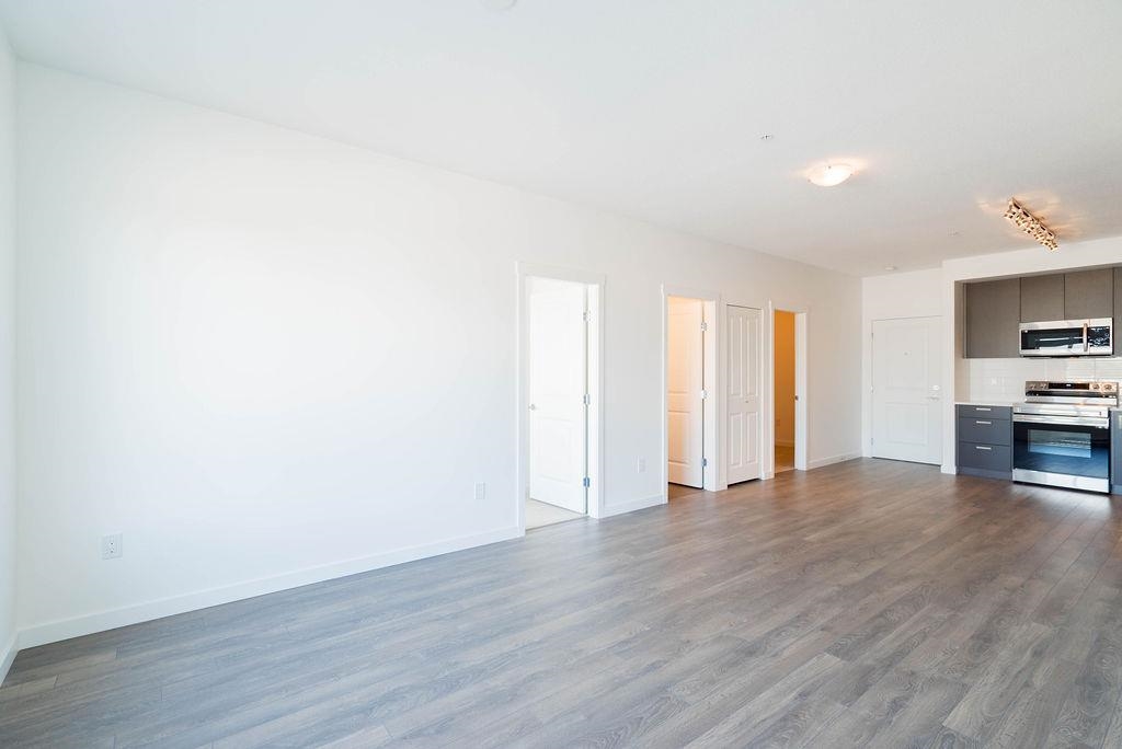 302 15815 85TH AVENUE, #302