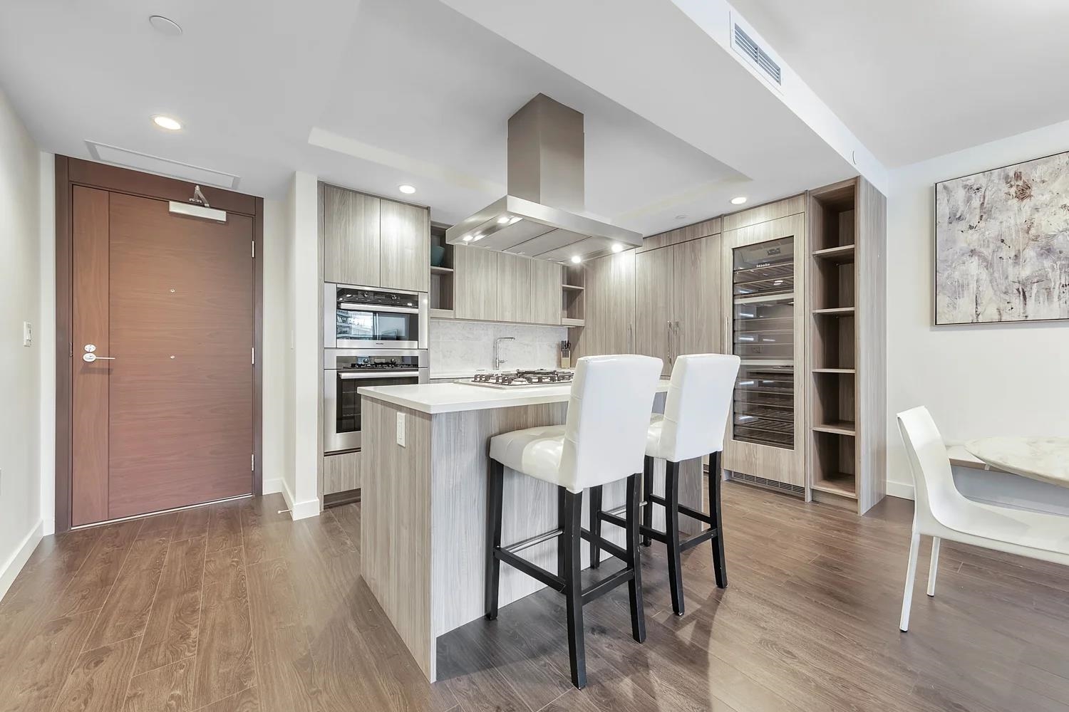 1008 1768 COOK STREET, #1008