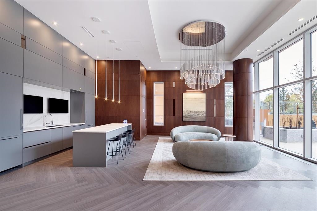 1008 1768 COOK STREET, #1008