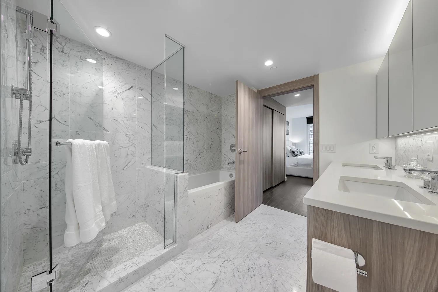 1008 1768 COOK STREET, #1008