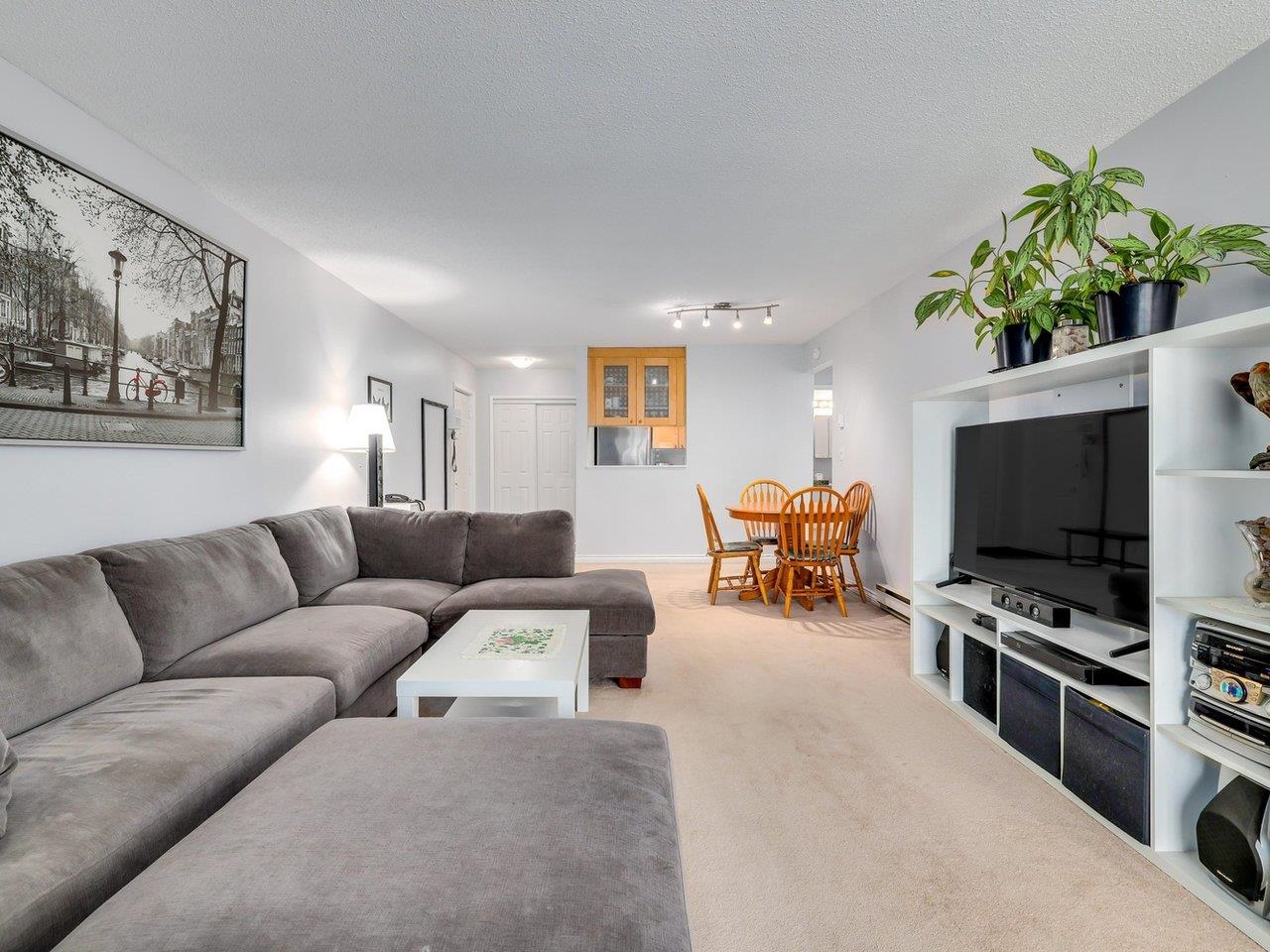 241 5421 10 AVENUE, #241