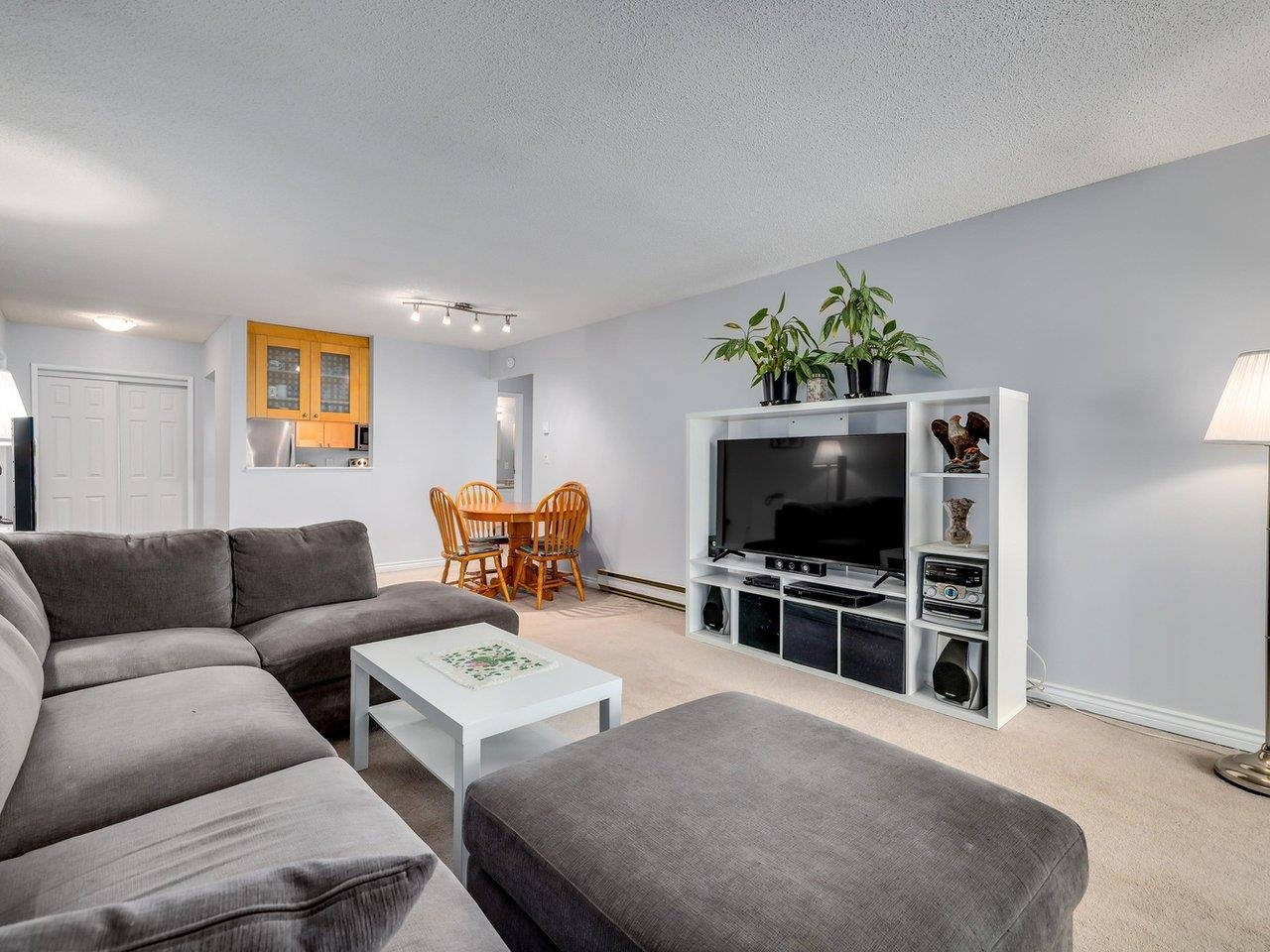 241 5421 10 AVENUE, #241
