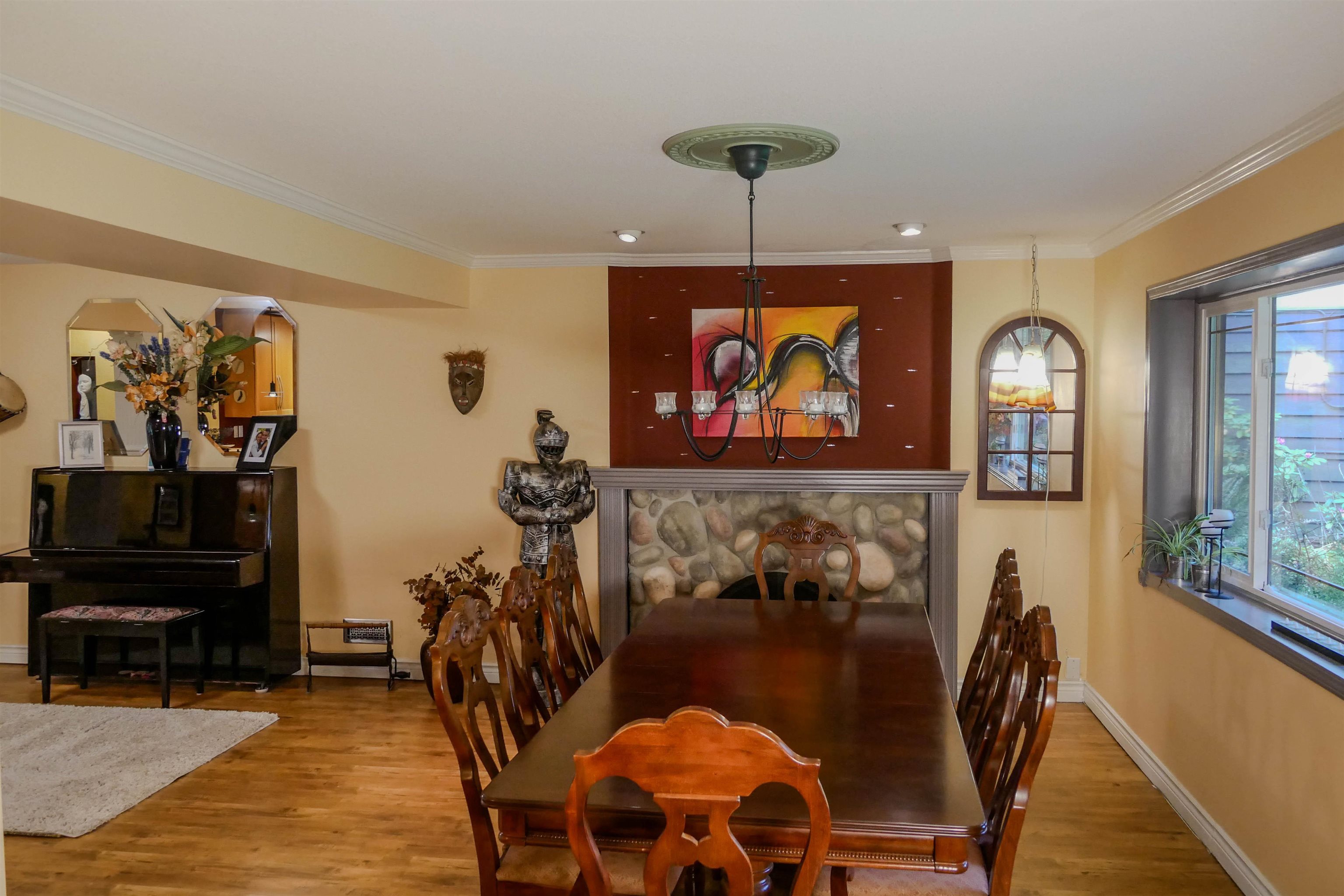 5476 PATON DRIVE