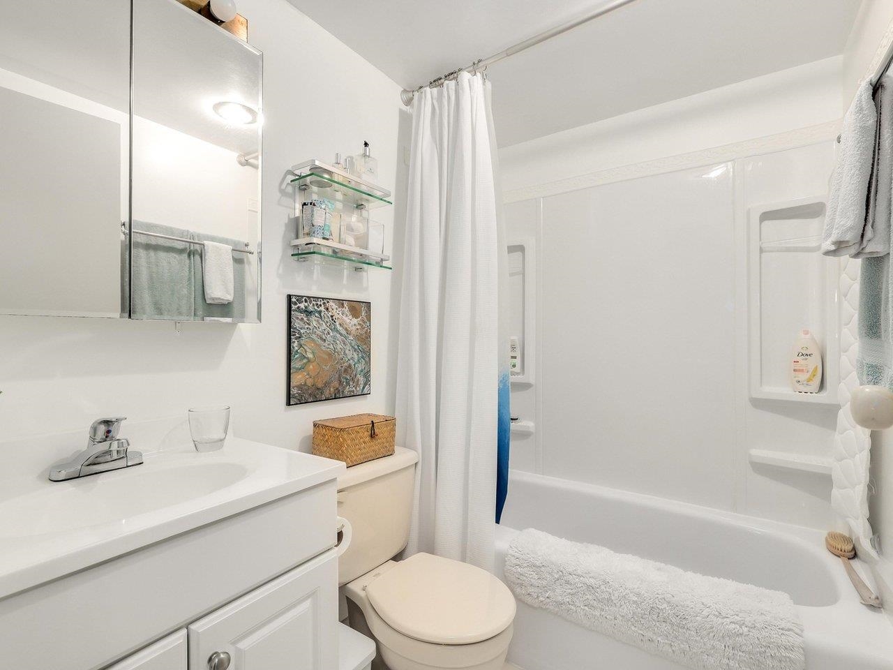 111 910 FIFTH AVENUE, #111