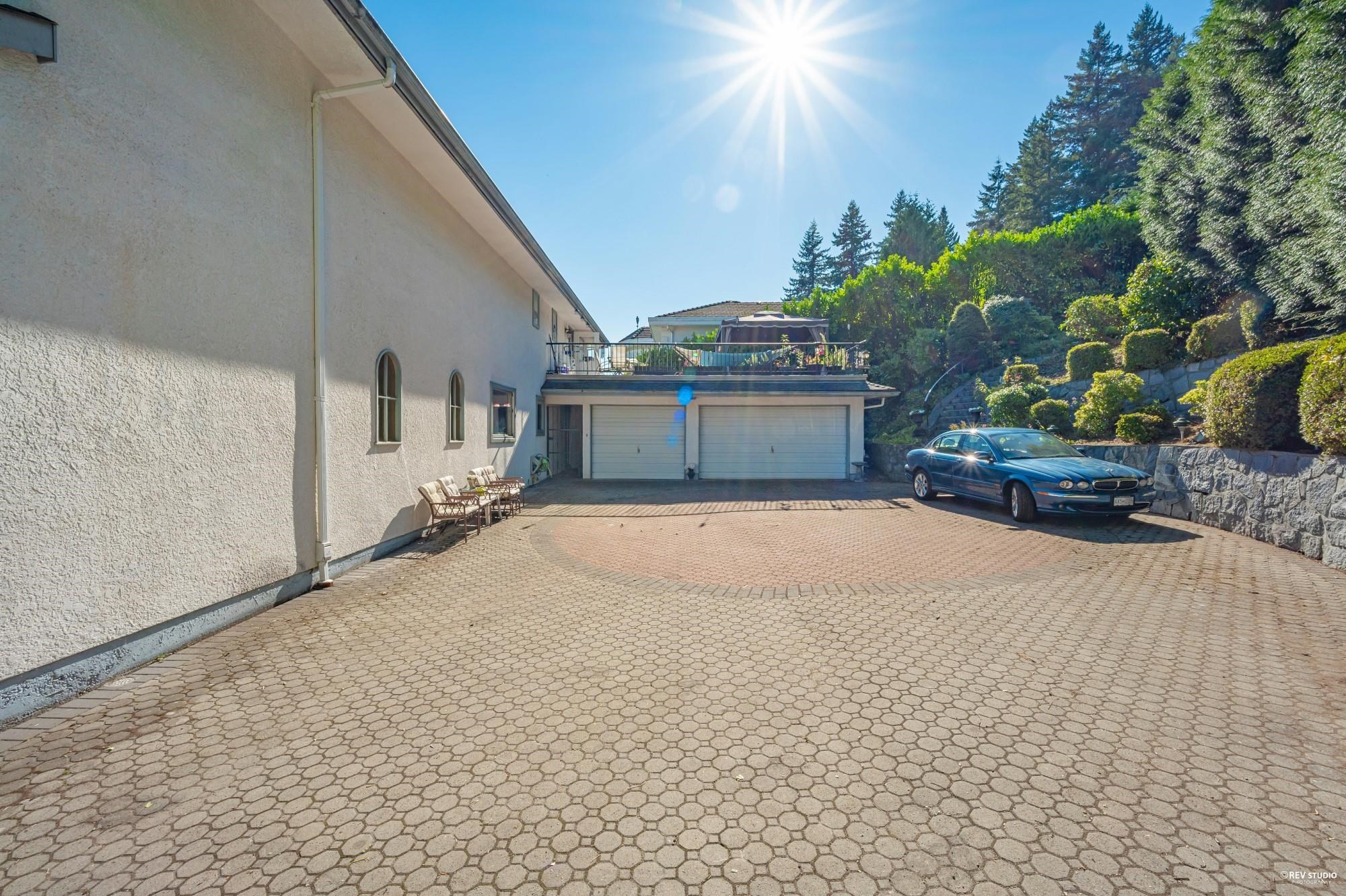 1373 CAMWELL DRIVE