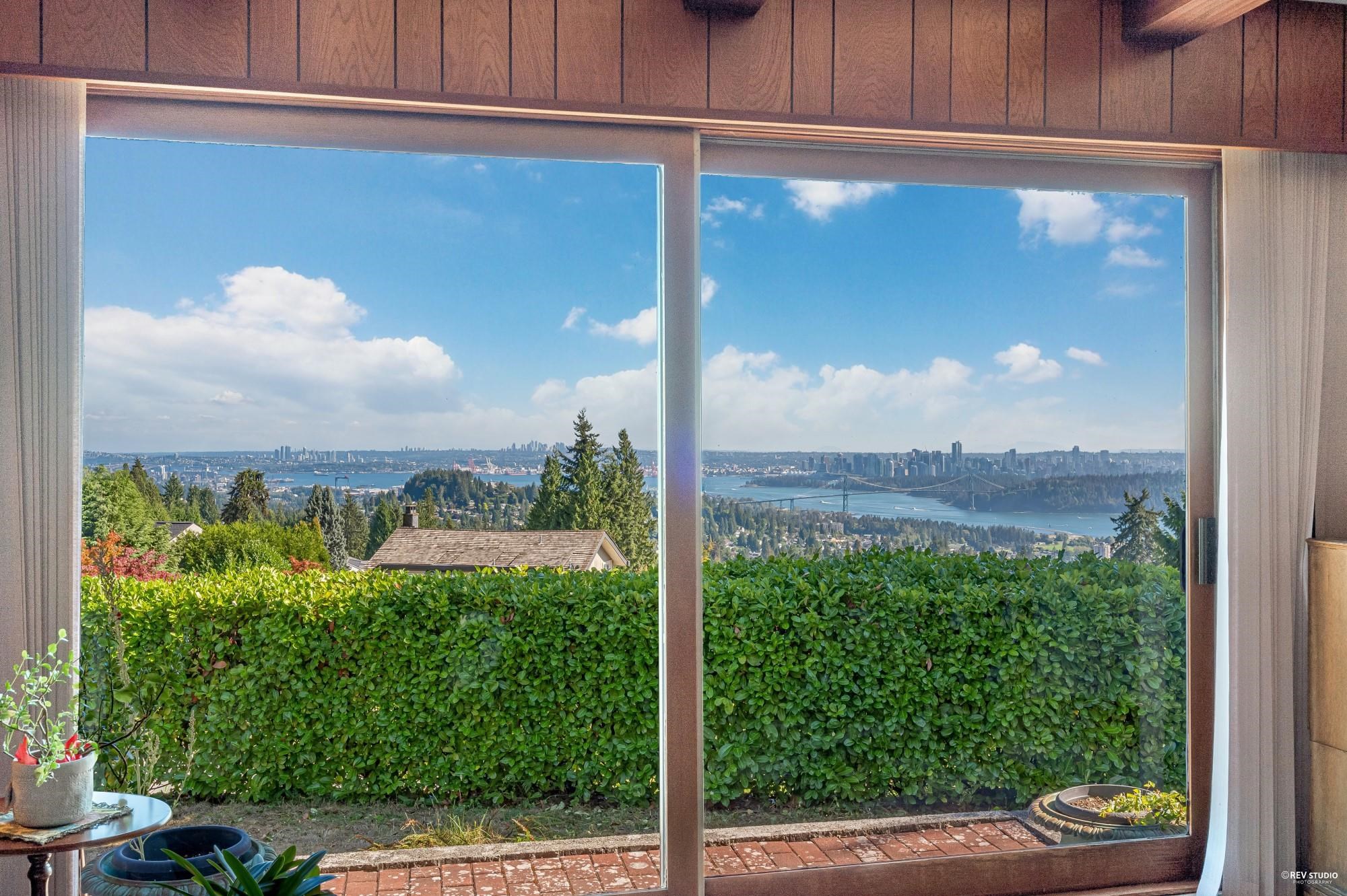 1373 CAMWELL DRIVE