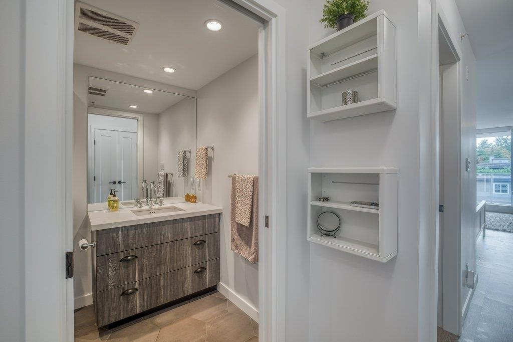 411 311 E 6TH AVENUE, #411