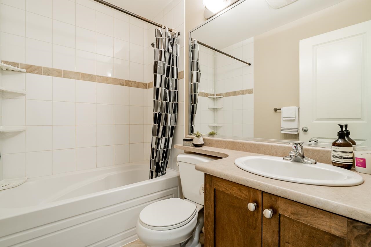 2 6238 192 STREET, #2
