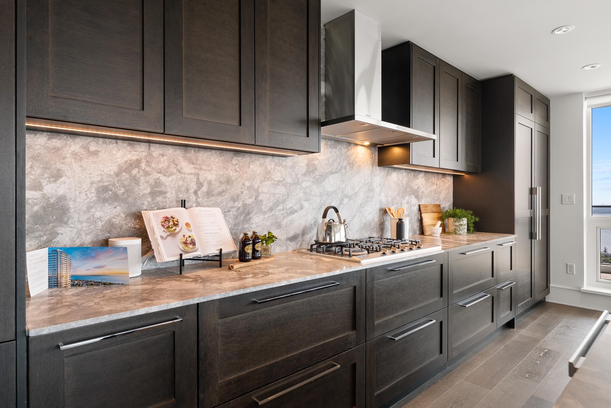 1701 1500 MARTIN AVENUE, #1701