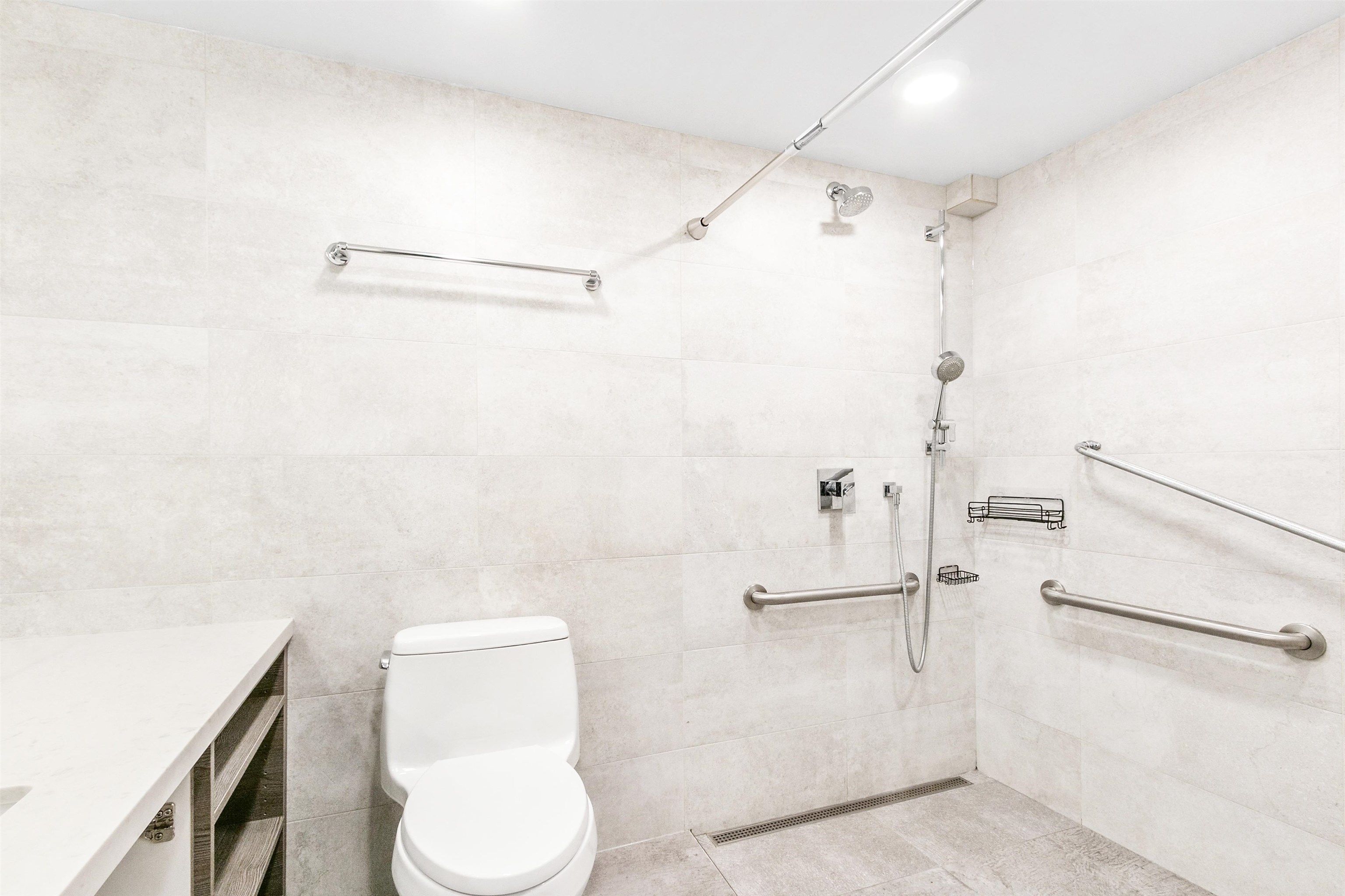 108 2770 BURRARD STREET, #108