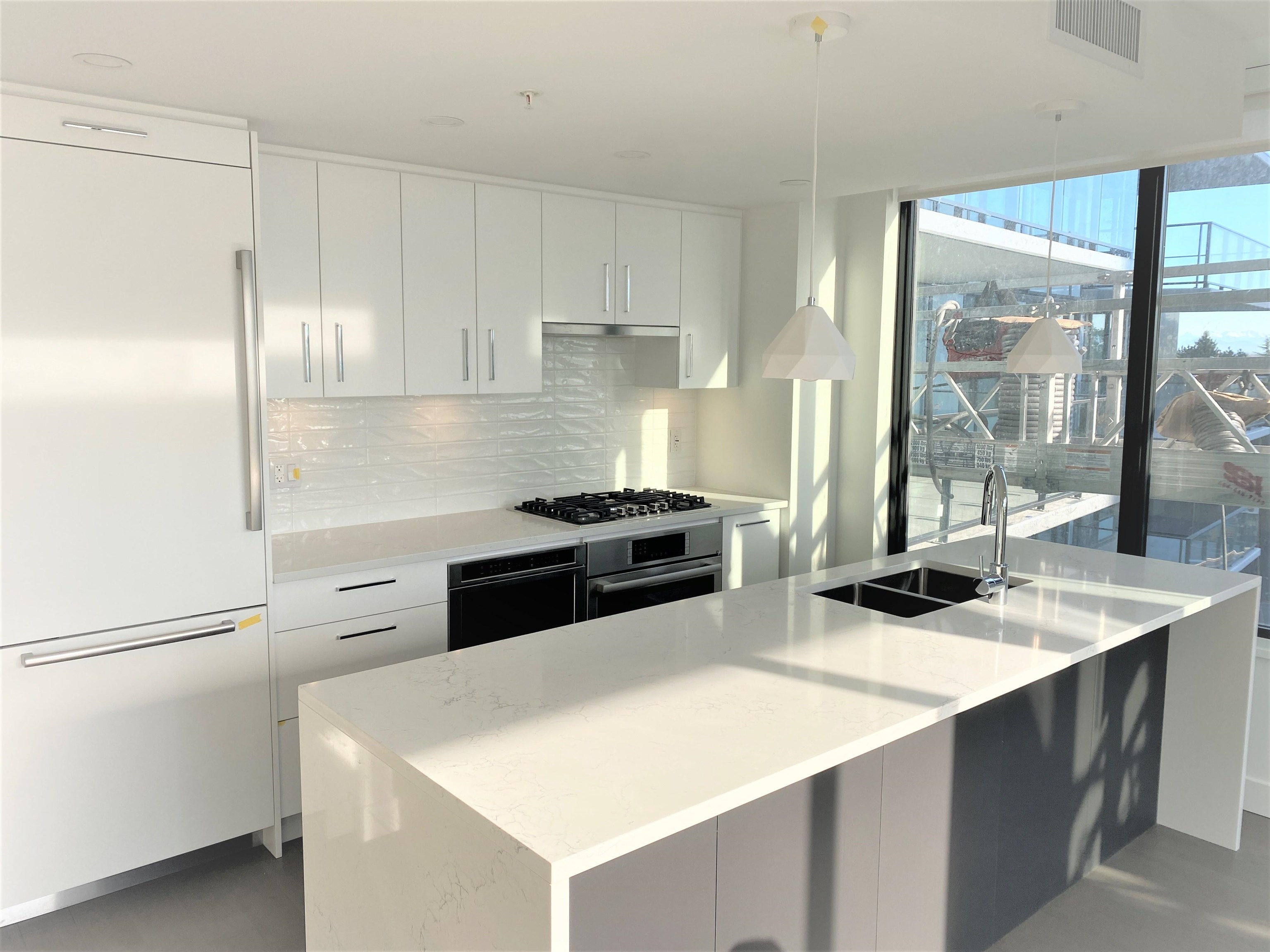 507 1588 JOHNSTON ROAD, #507