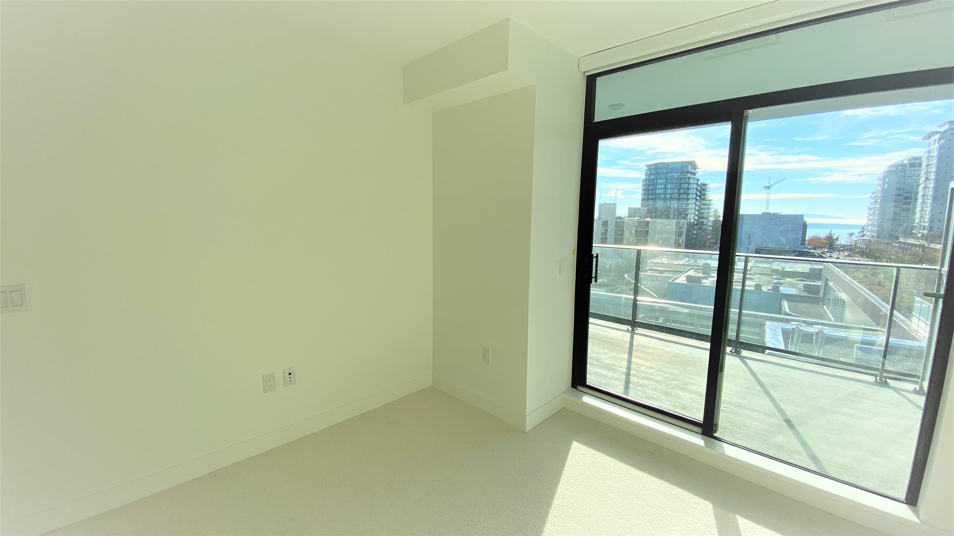 507 1588 JOHNSTON ROAD, #507