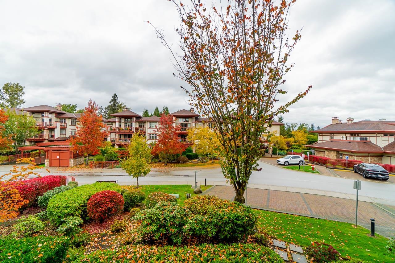 208 16447 64 AVENUE, #208