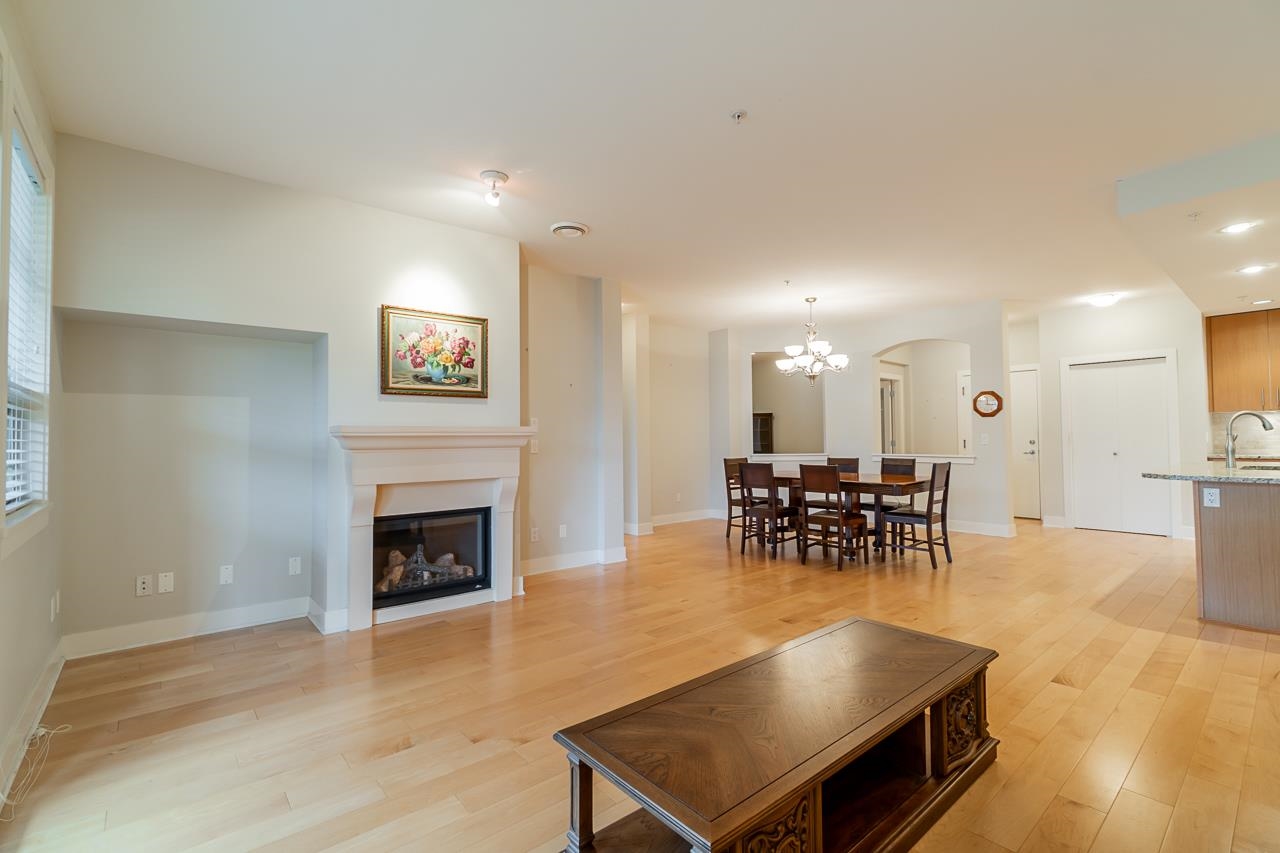 208 16447 64 AVENUE, #208