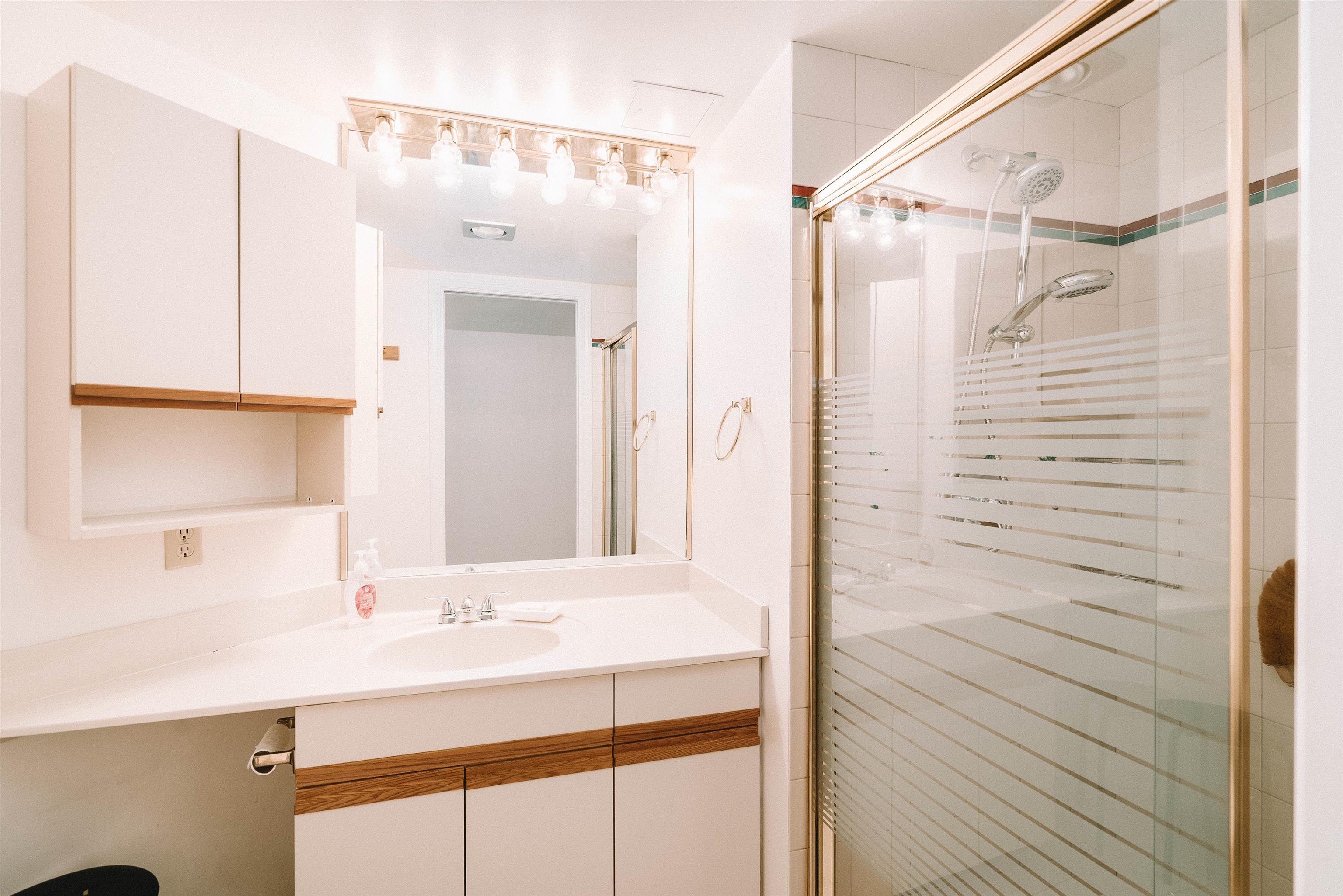 706 1065 QUAYSIDE DRIVE, #706