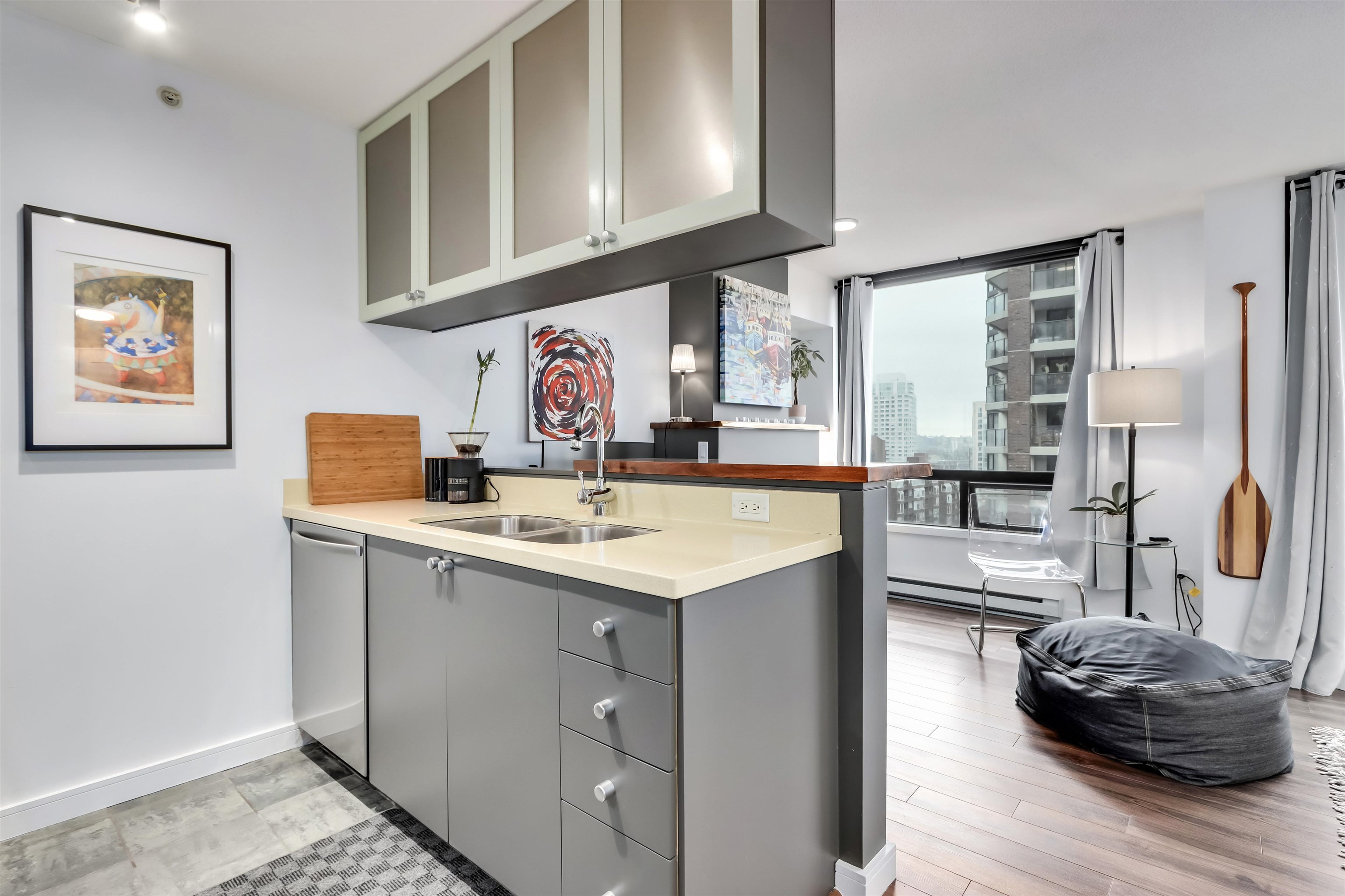 806 1003 BURNABY STREET, #806