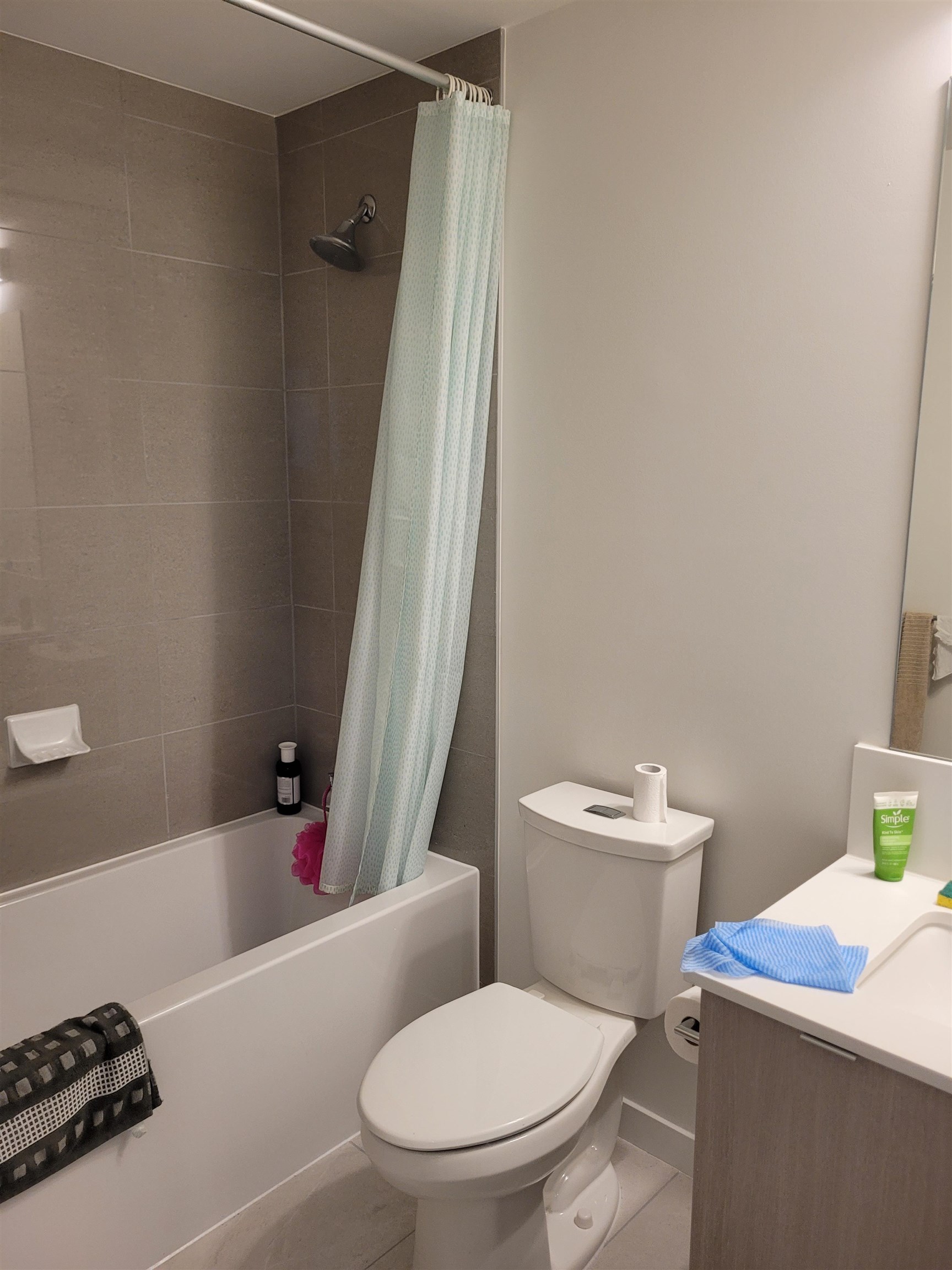 402 2236 WELCHER AVENUE, #402