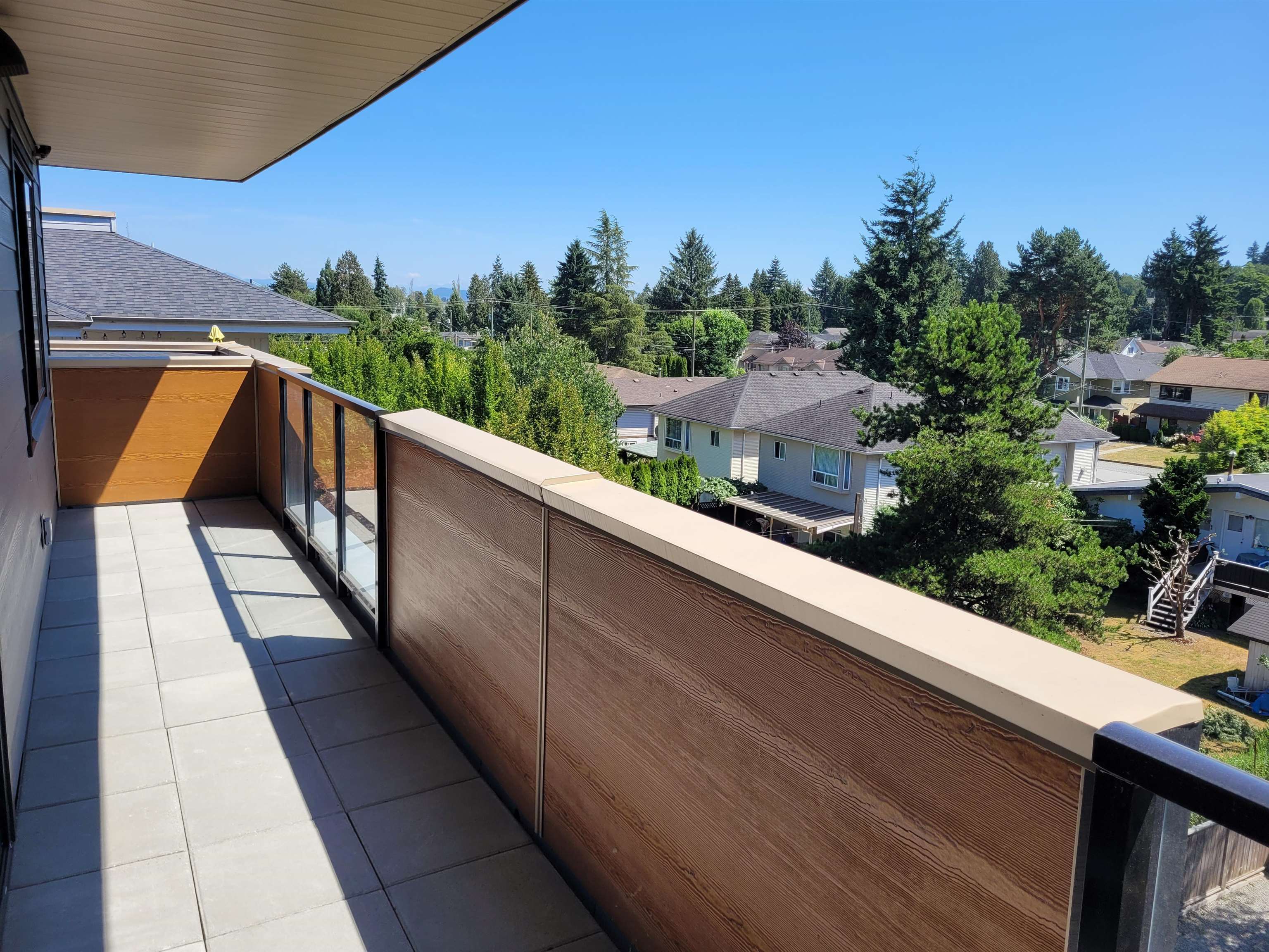 402 2236 WELCHER AVENUE, #402