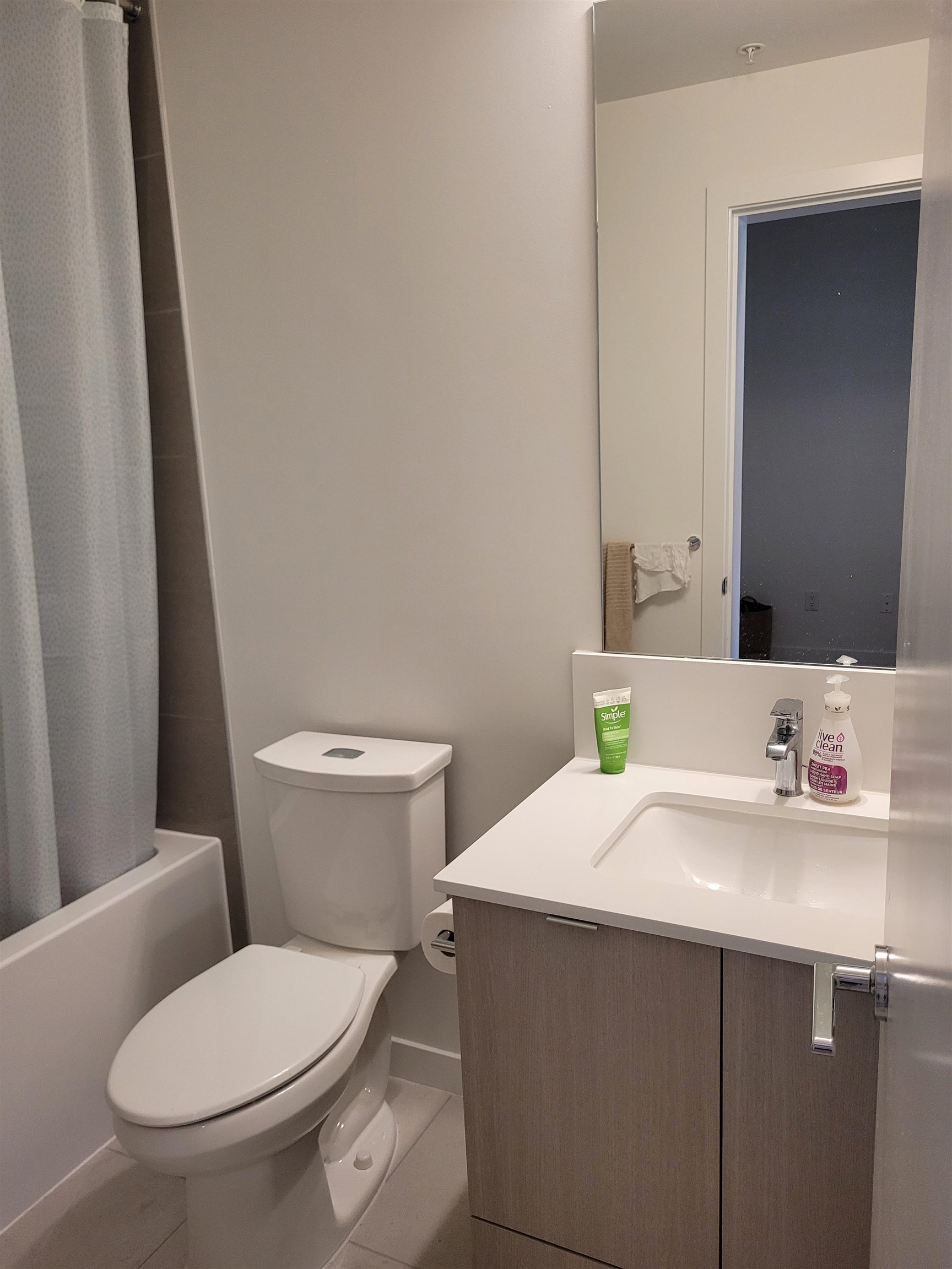 402 2236 WELCHER AVENUE, #402