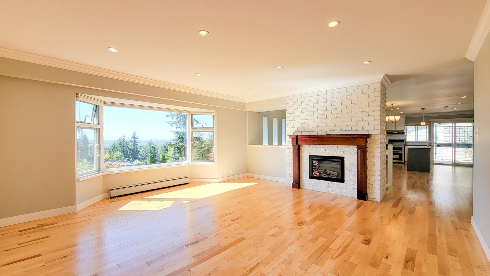 7712 GARFIELD DRIVE