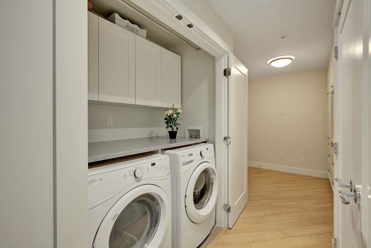 404 14855 THRIFT AVENUE, #404