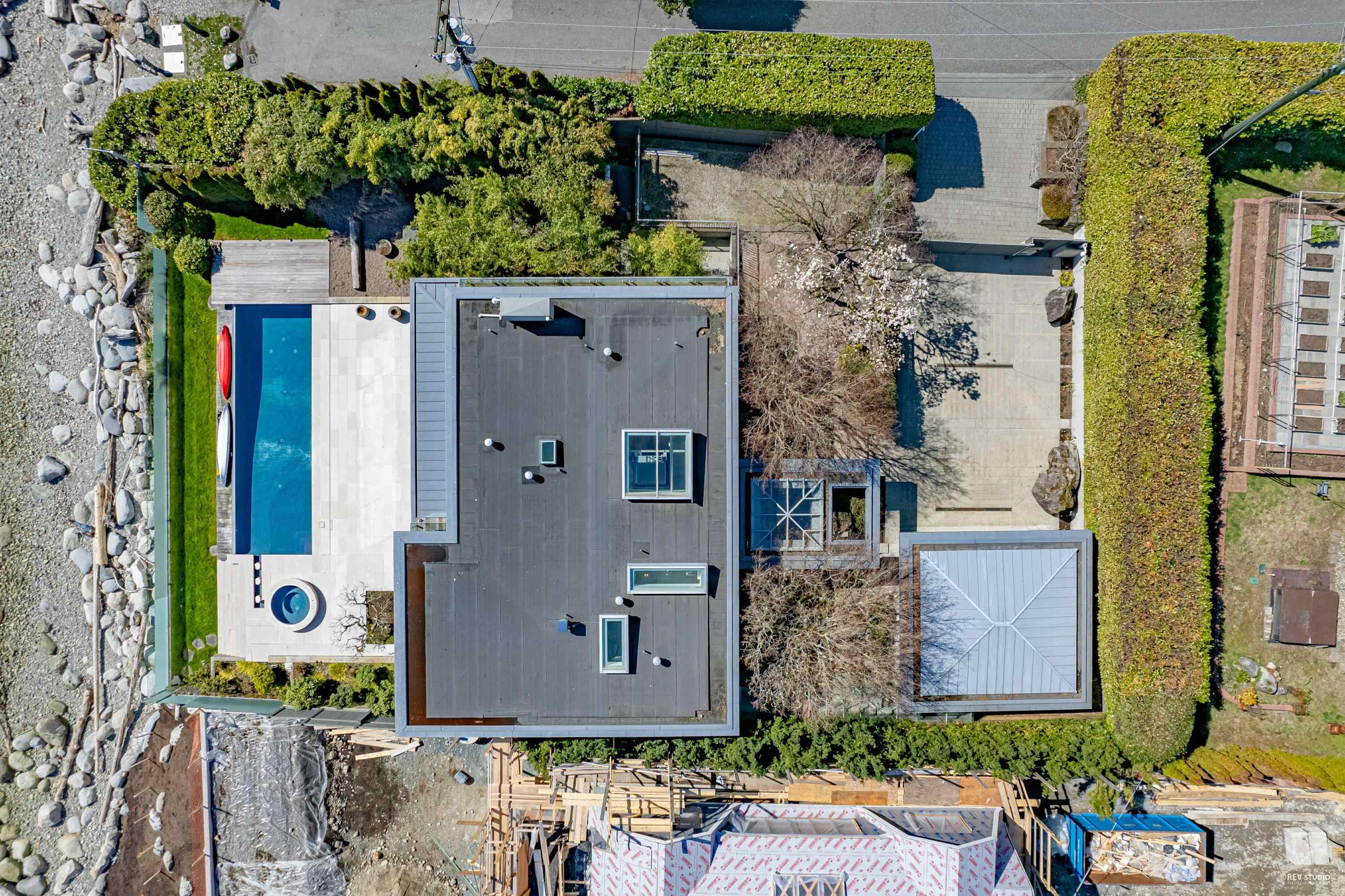 166 28TH STREET