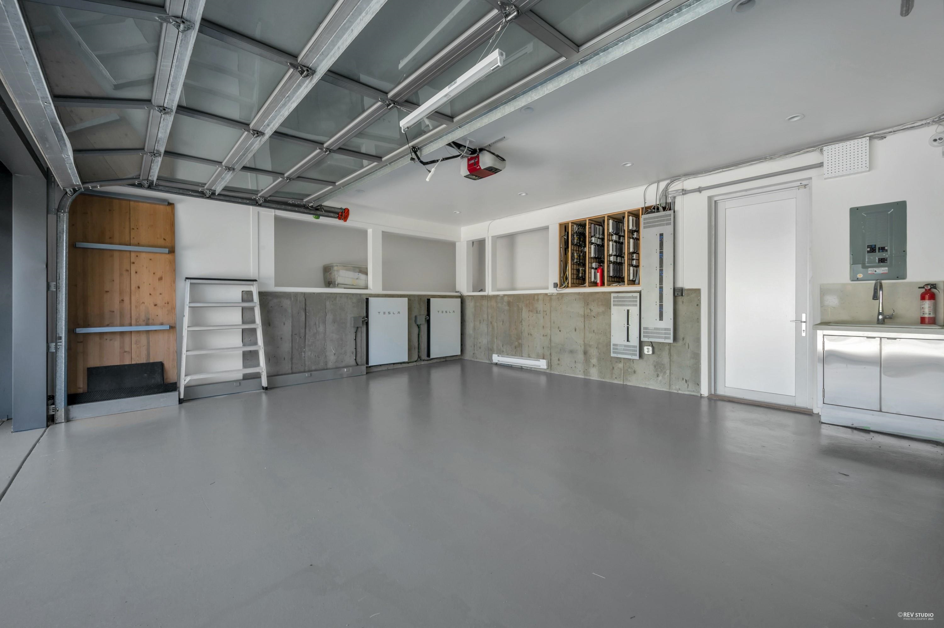 166 28TH STREET